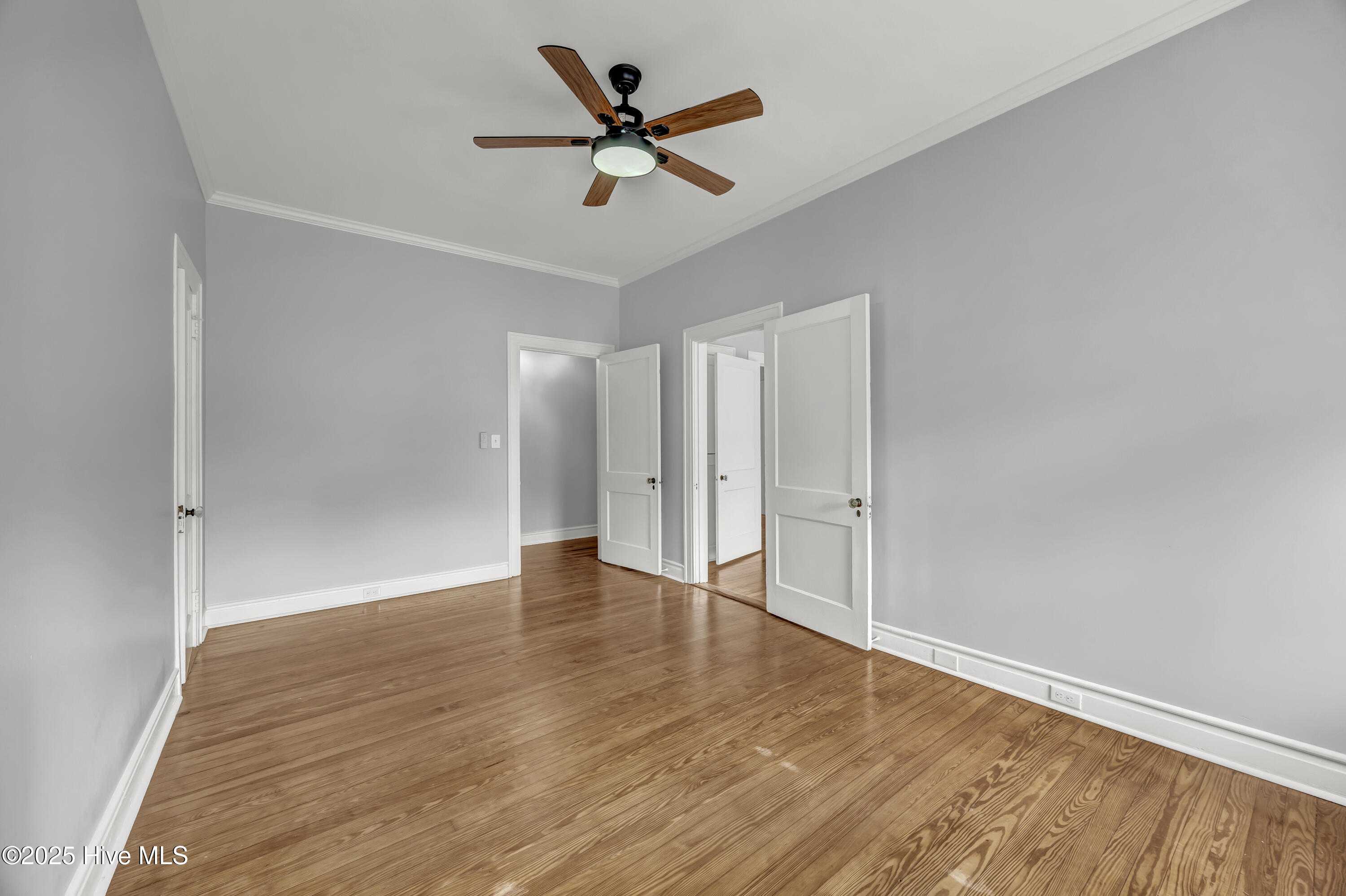 100521058 | Photo 15