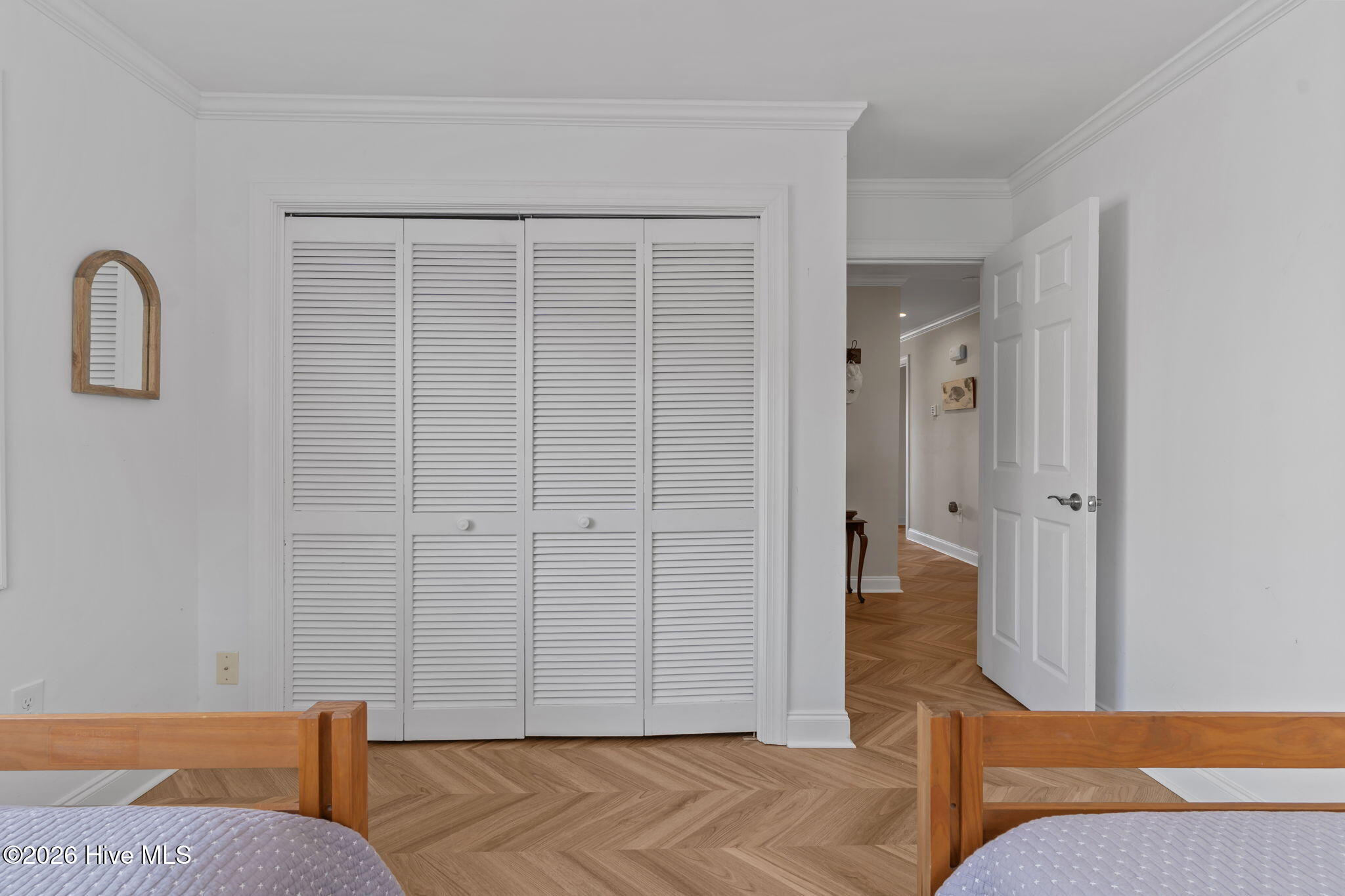 100558305 | Photo 40