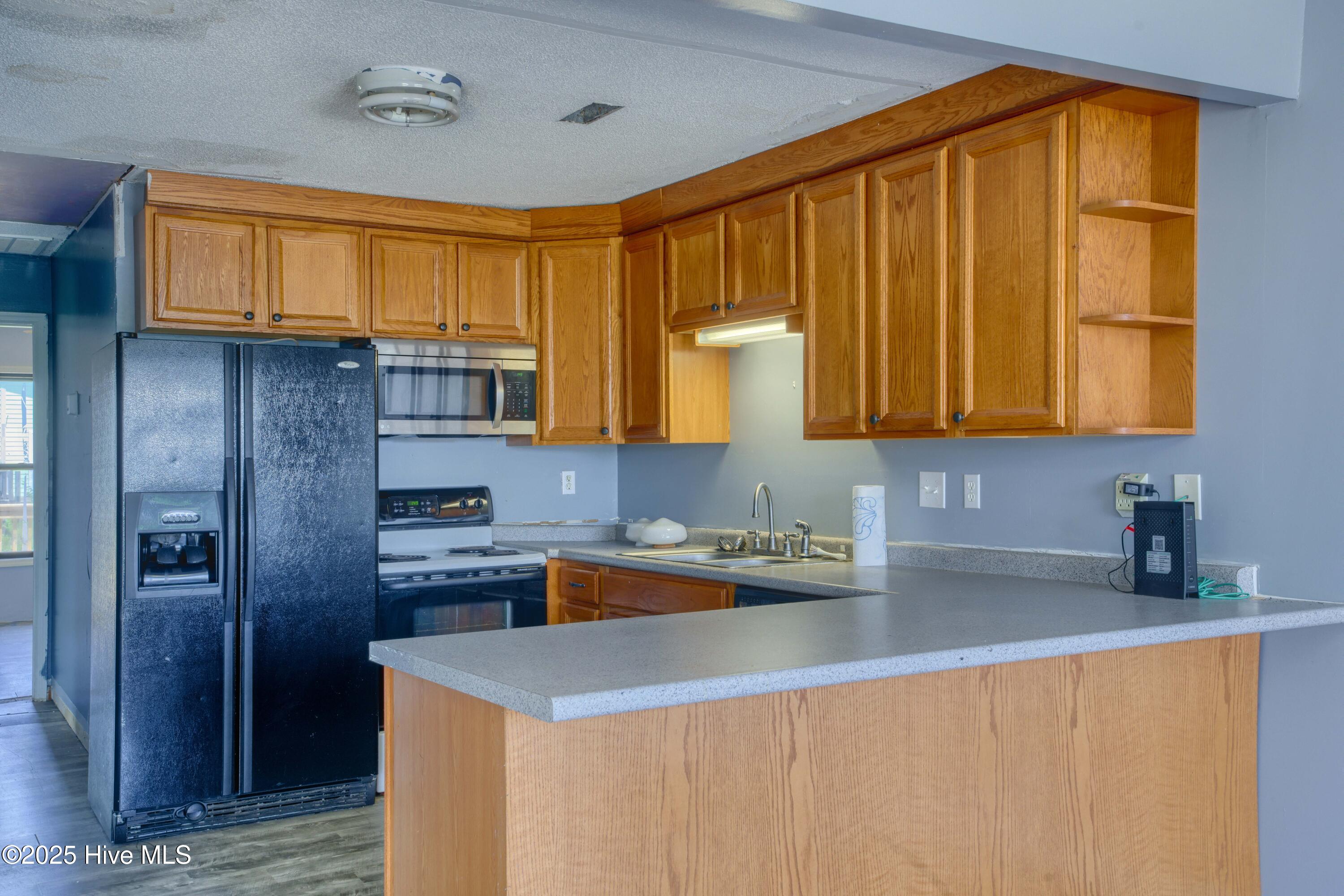 100489747 | Photo 11