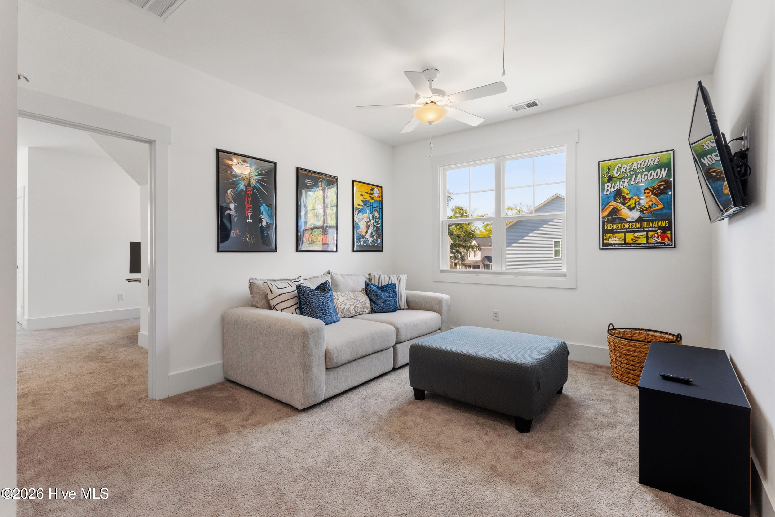 100564391 | Photo 22