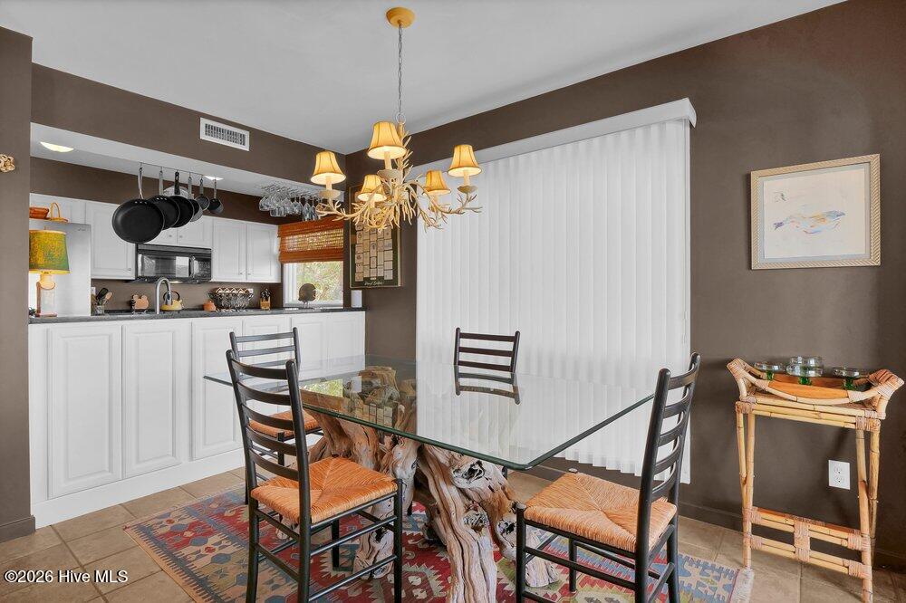 100562506 | Photo 10