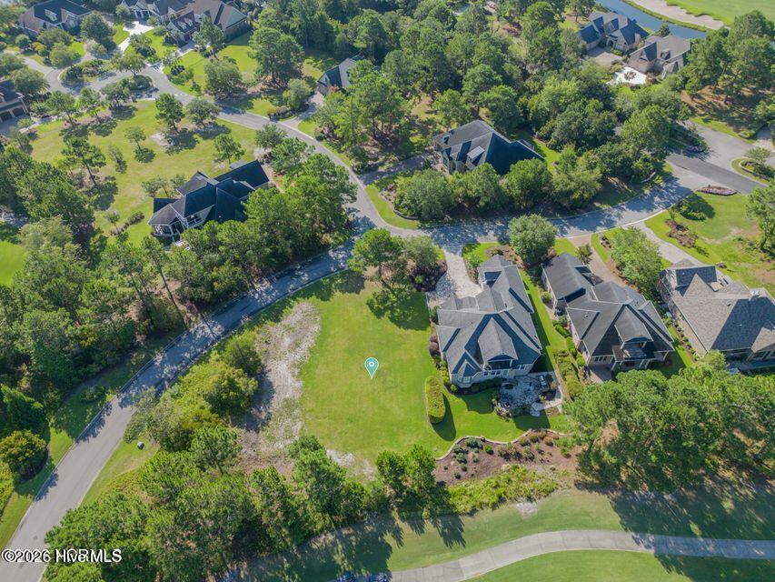 100550609 | Photo 11