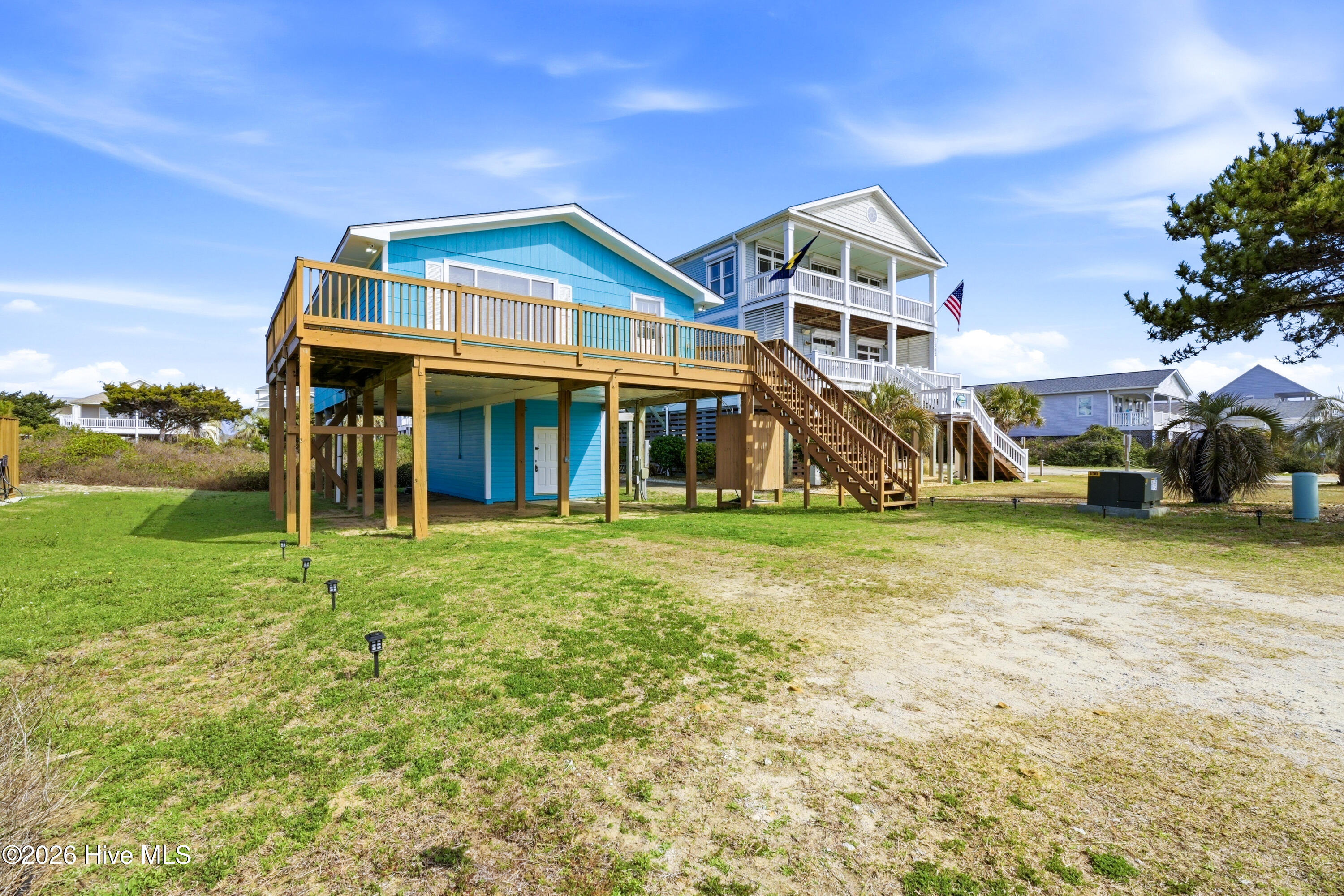 100557870 | Photo 14