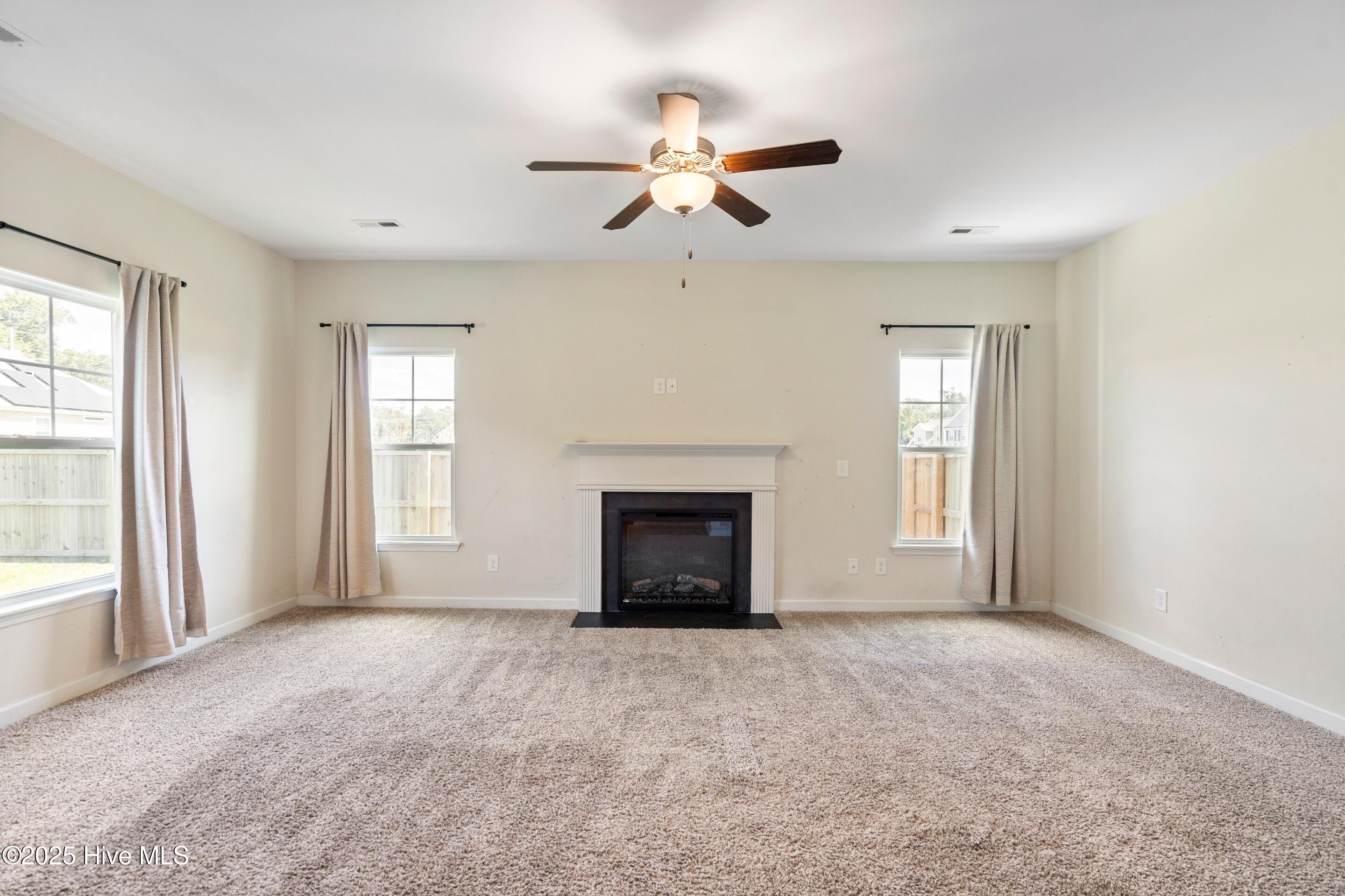 100530674 | Photo 10