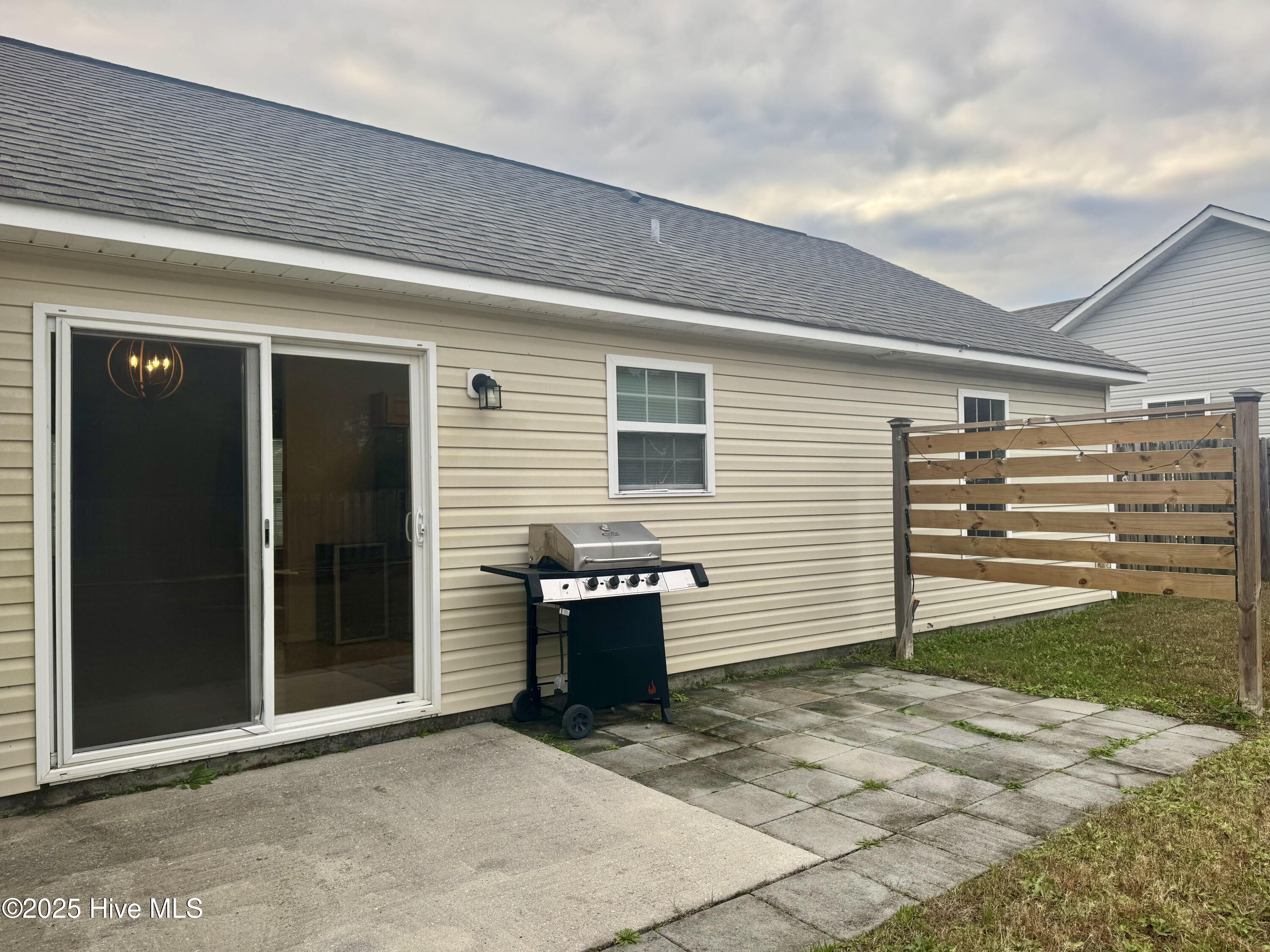 100544308 | Photo 27