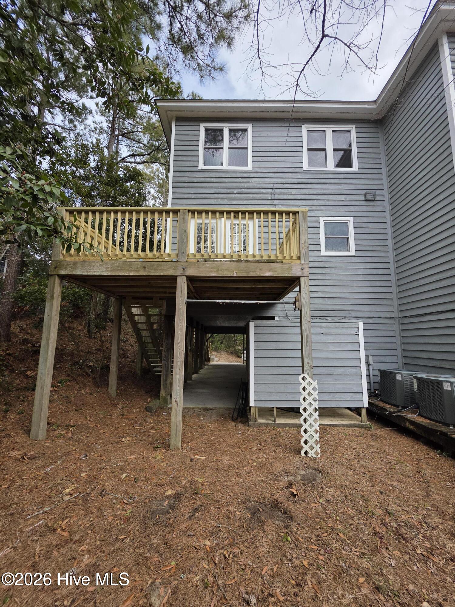 100555887 | Photo 17