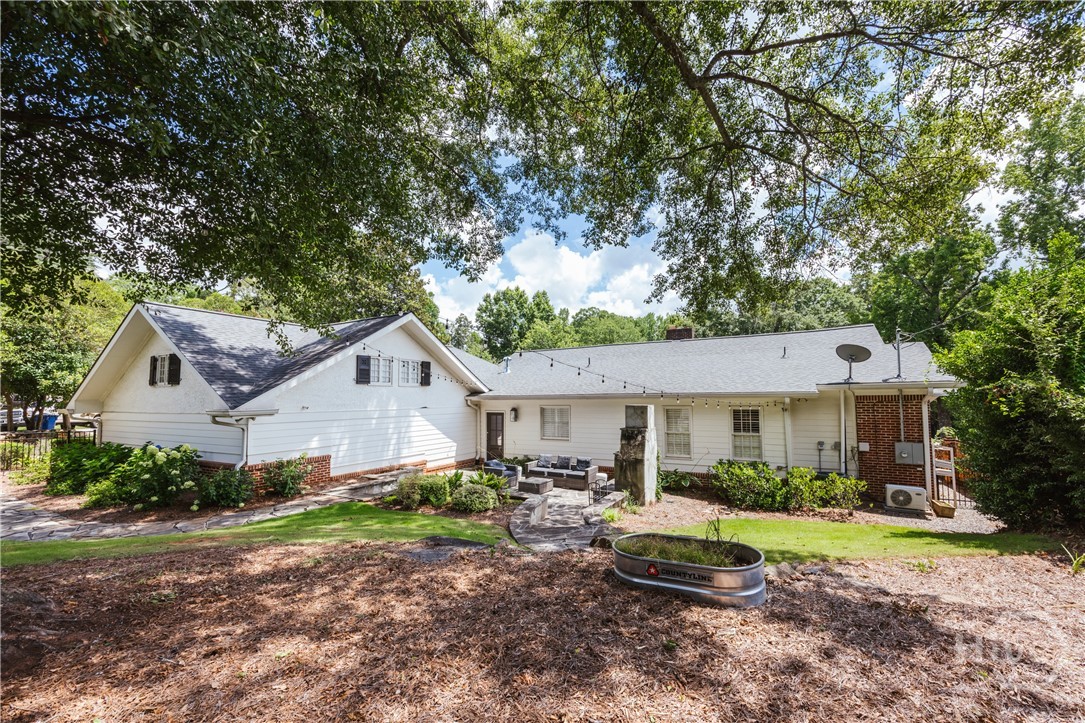 410 Milledge Circle