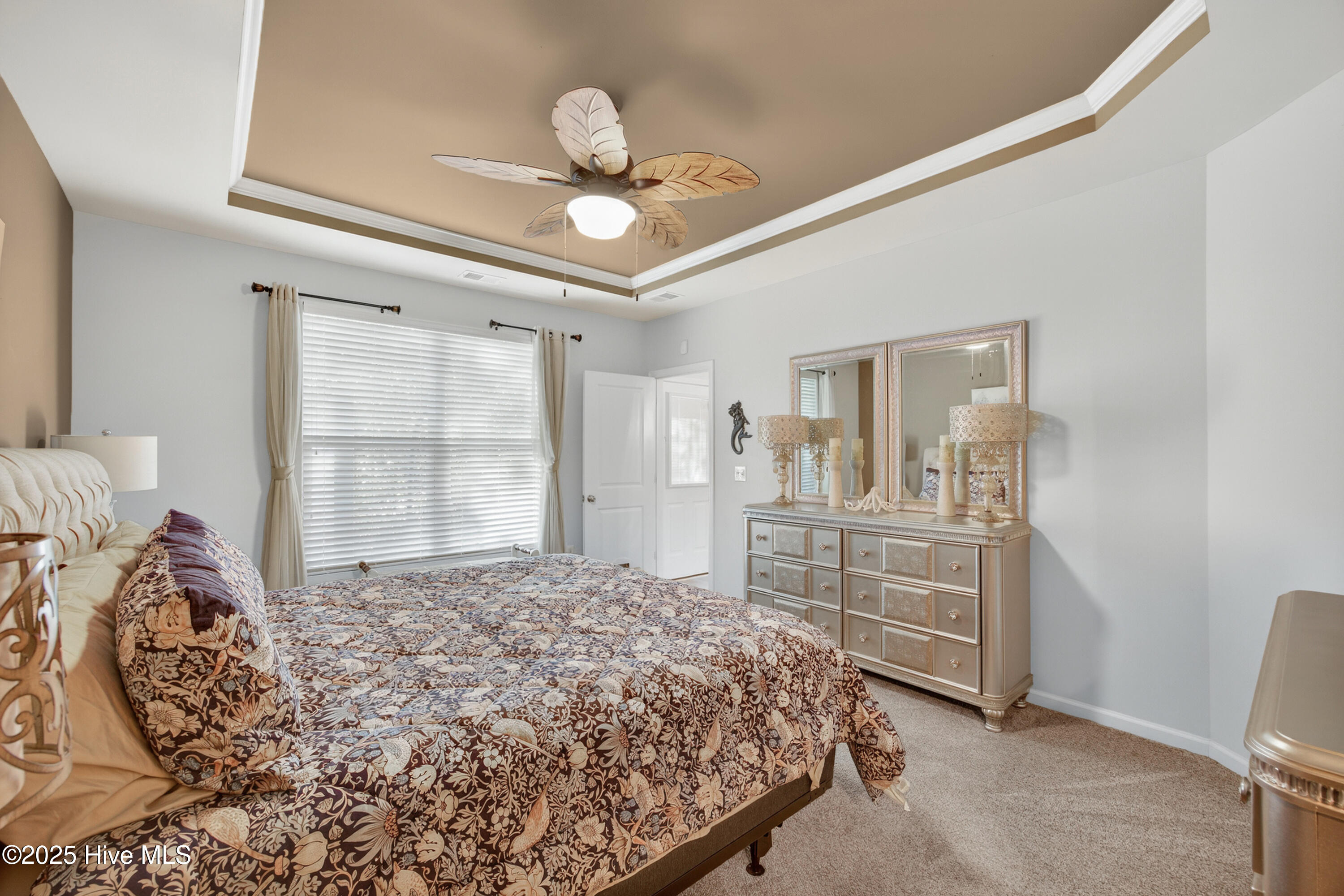 100540522 | Photo 23