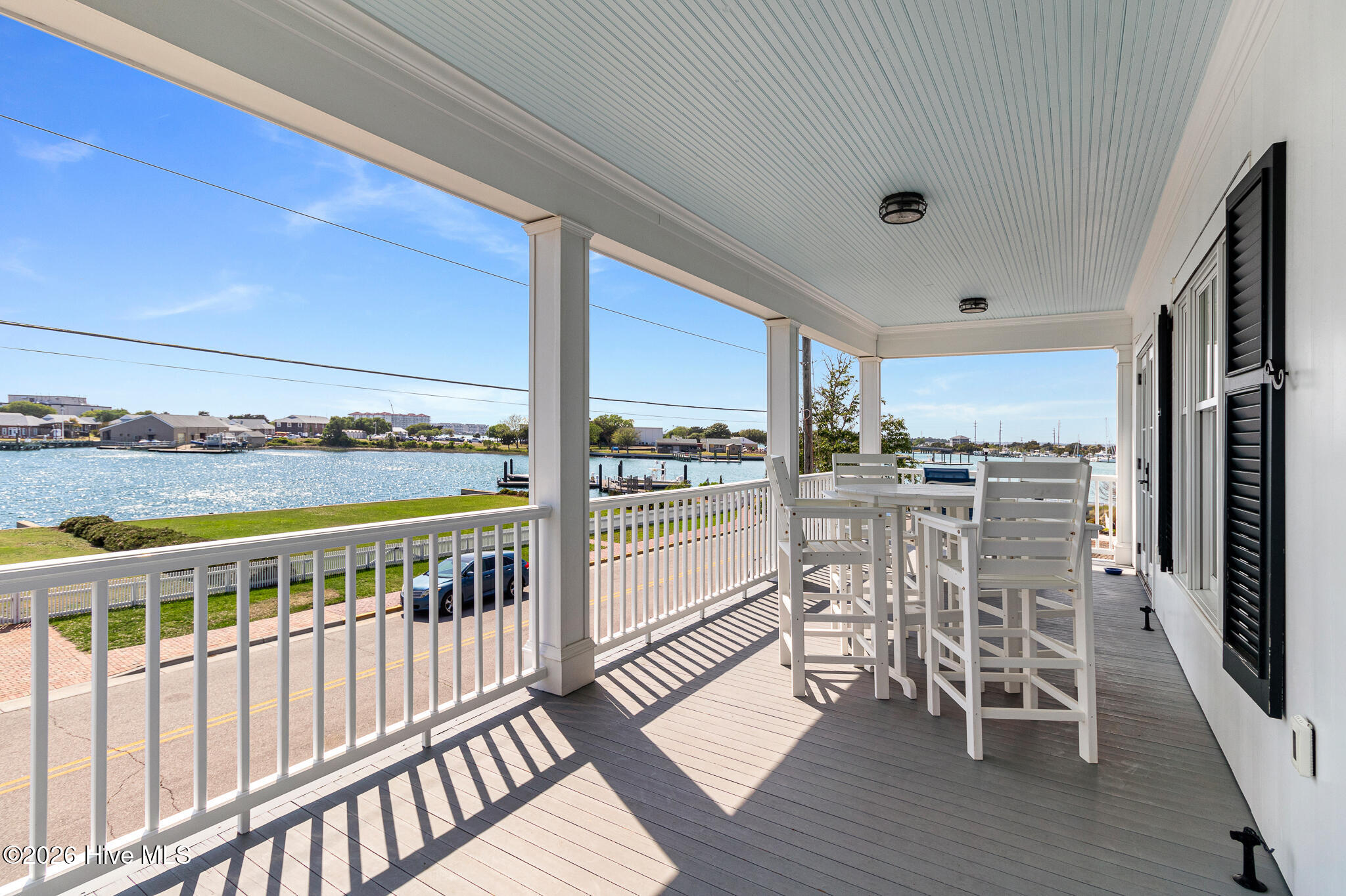 102 & 113 Front Street,Beaufort
