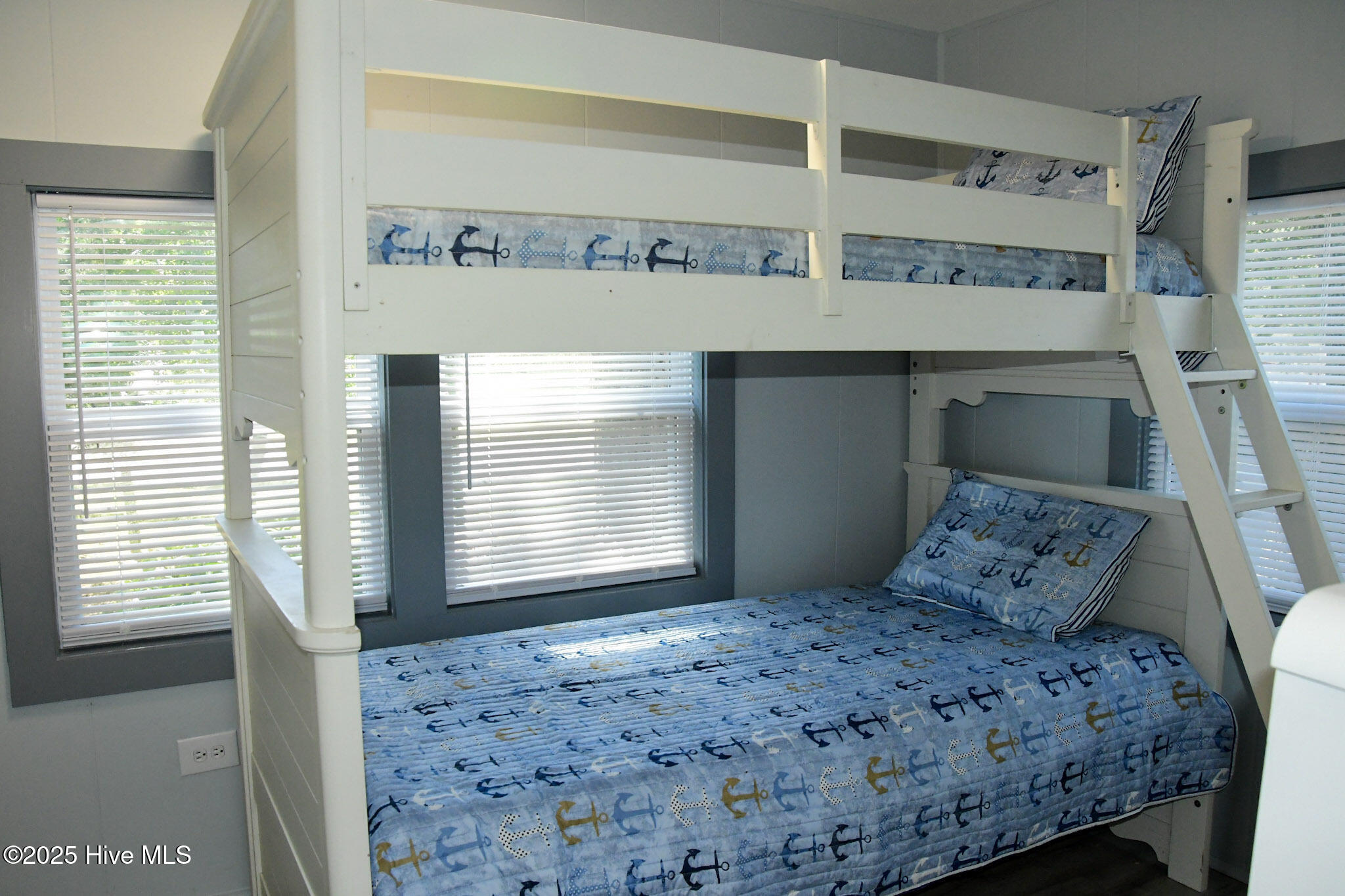 9040 Bonaparte Drive SW, Calabash, NC 28467 – photo 8: Guest Bedroom