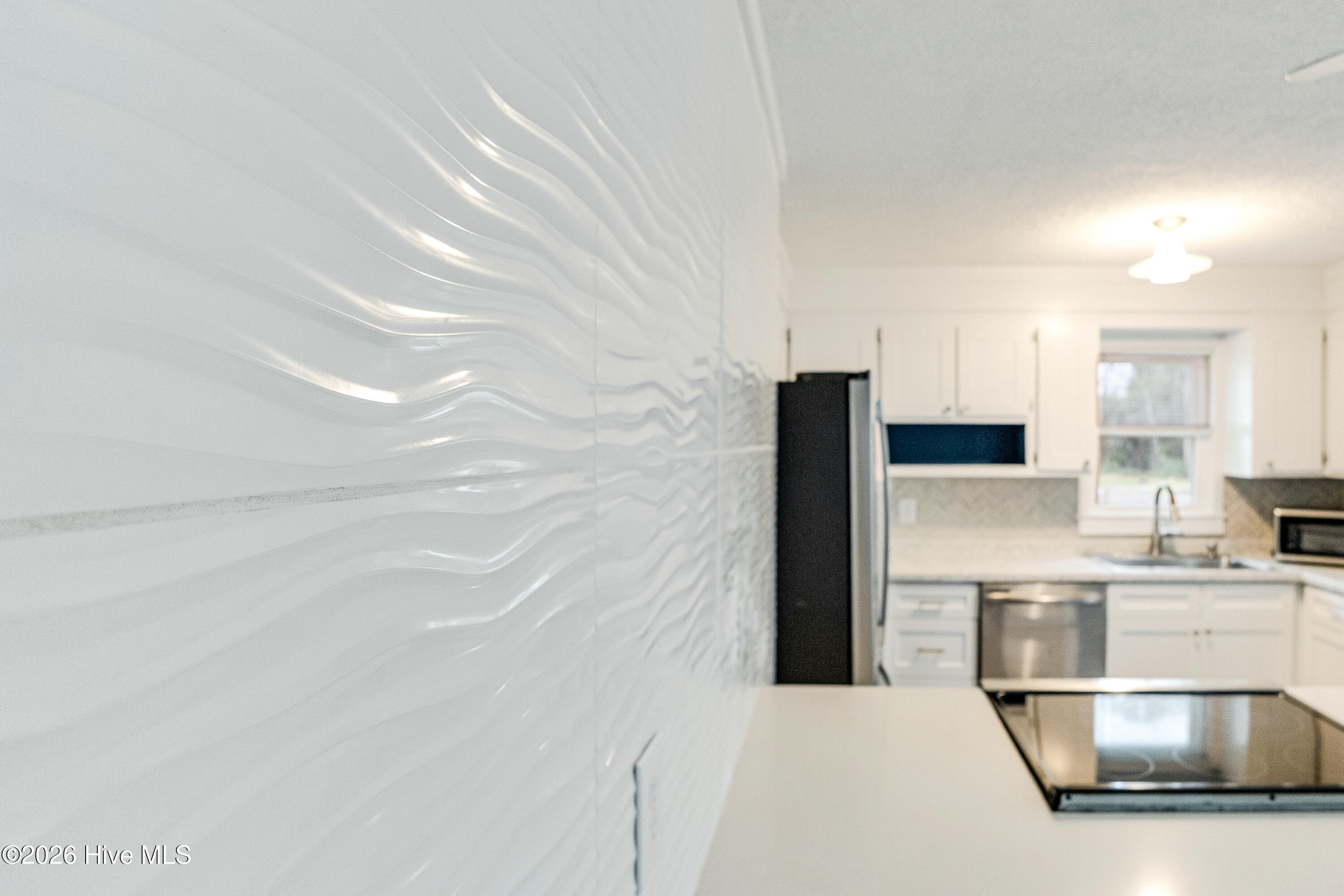 100560592 | Photo 14