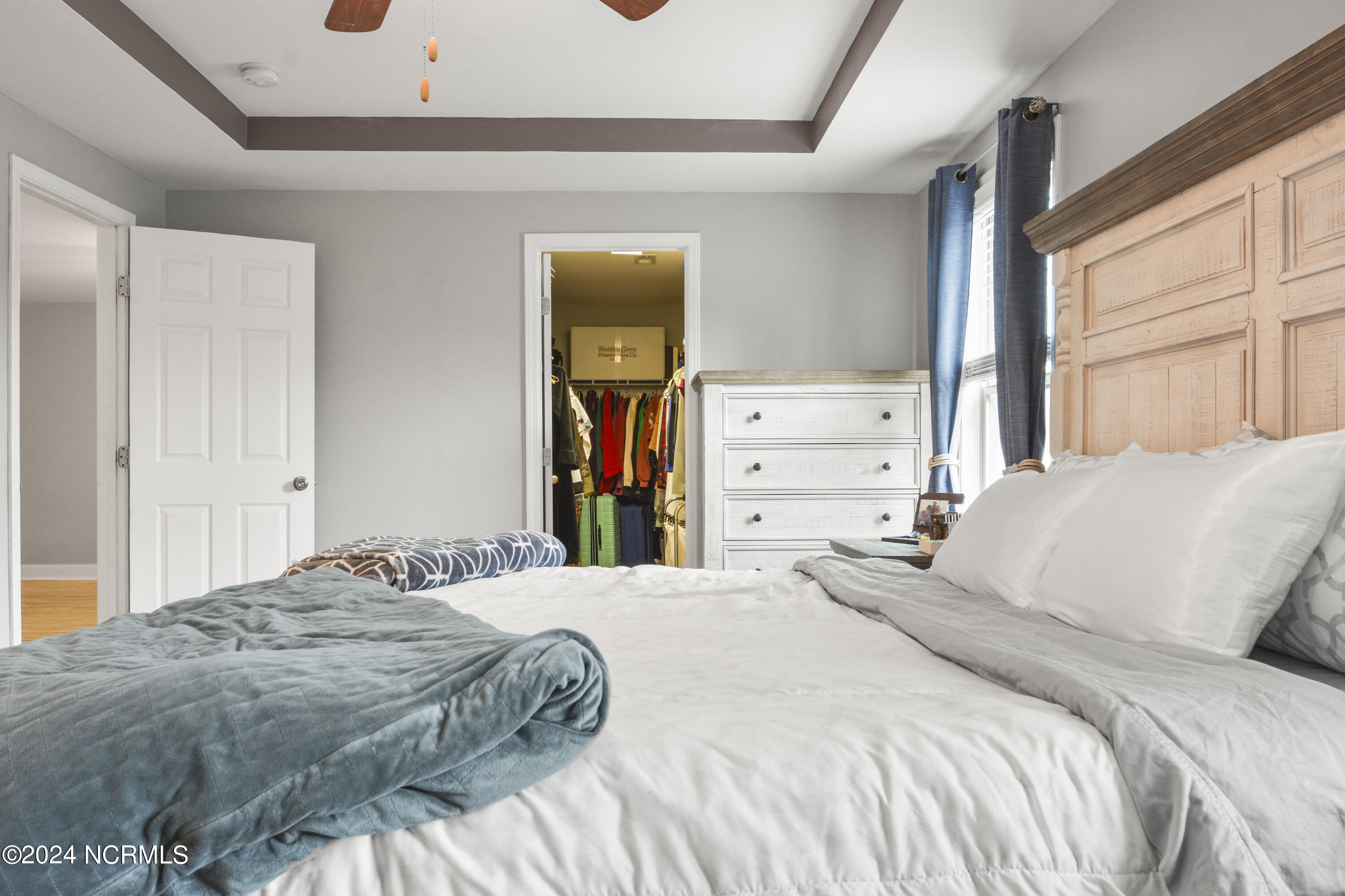 100566117 | Photo 39