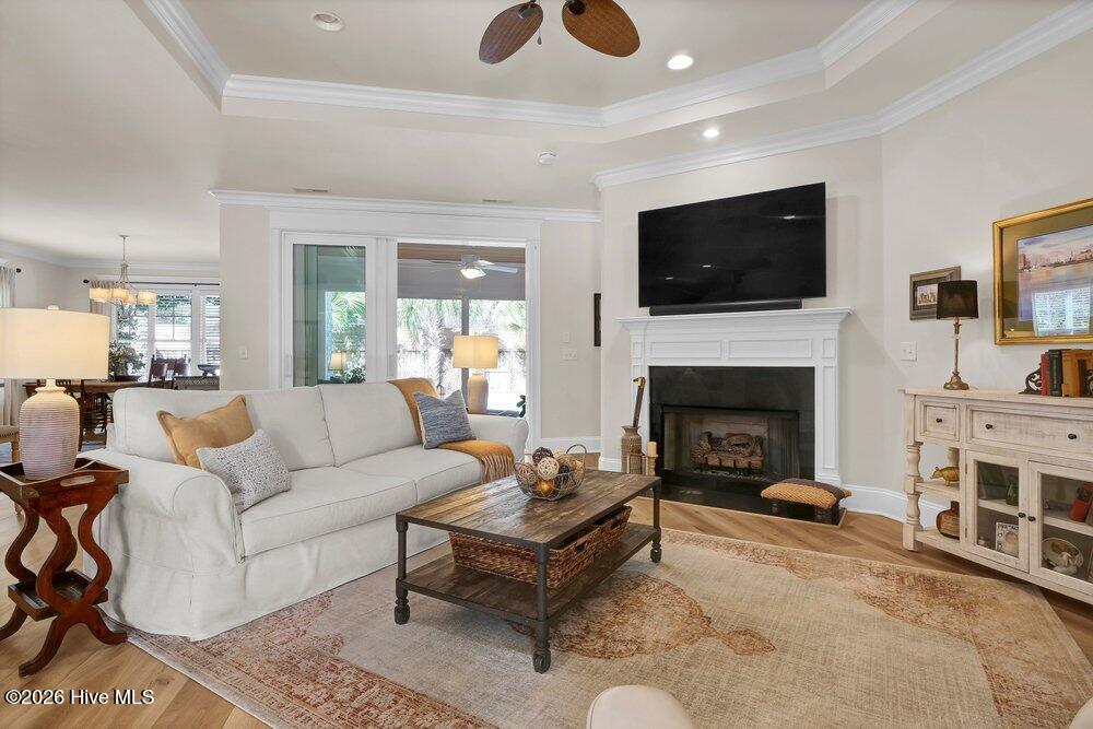 100550576 | Photo 12