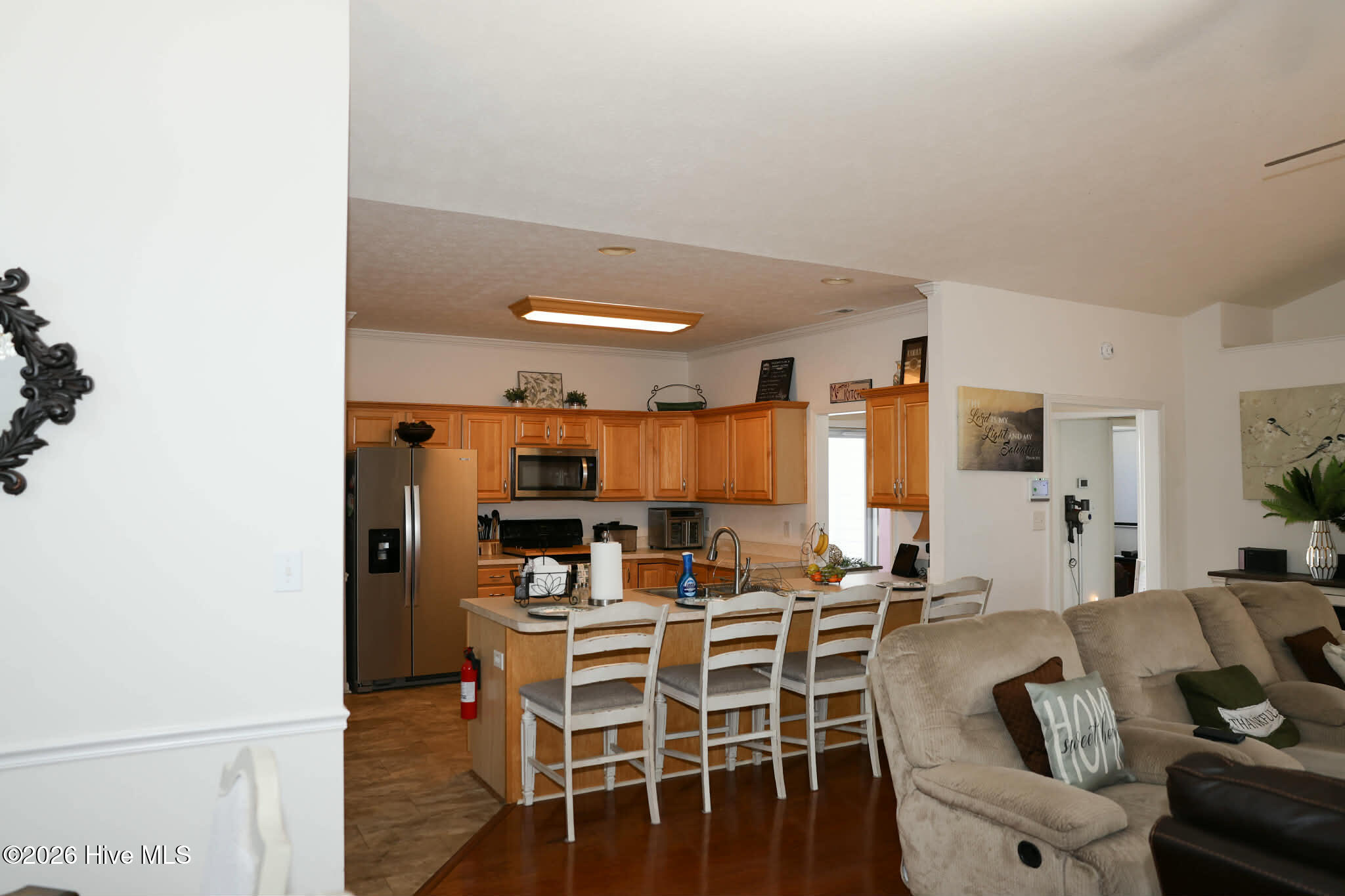 100548456 | Photo 25