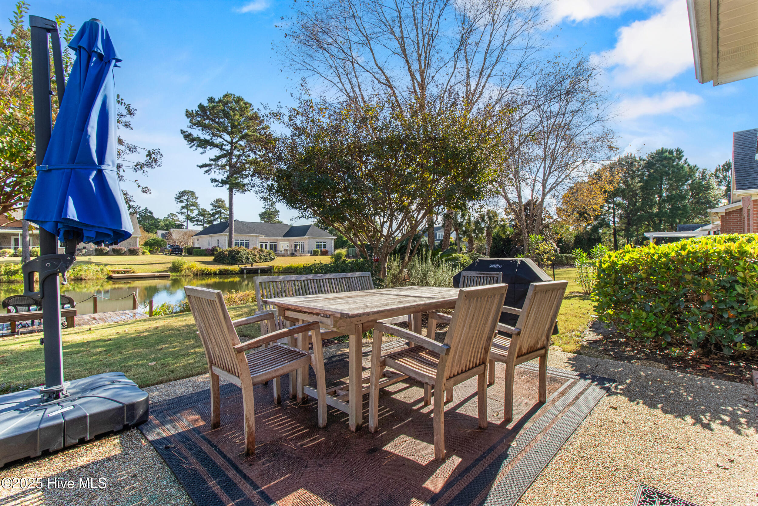 100540610 | Photo 16