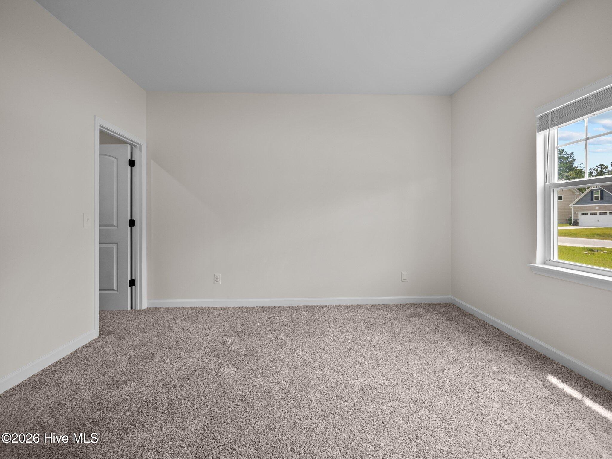 100561868 | Photo 42