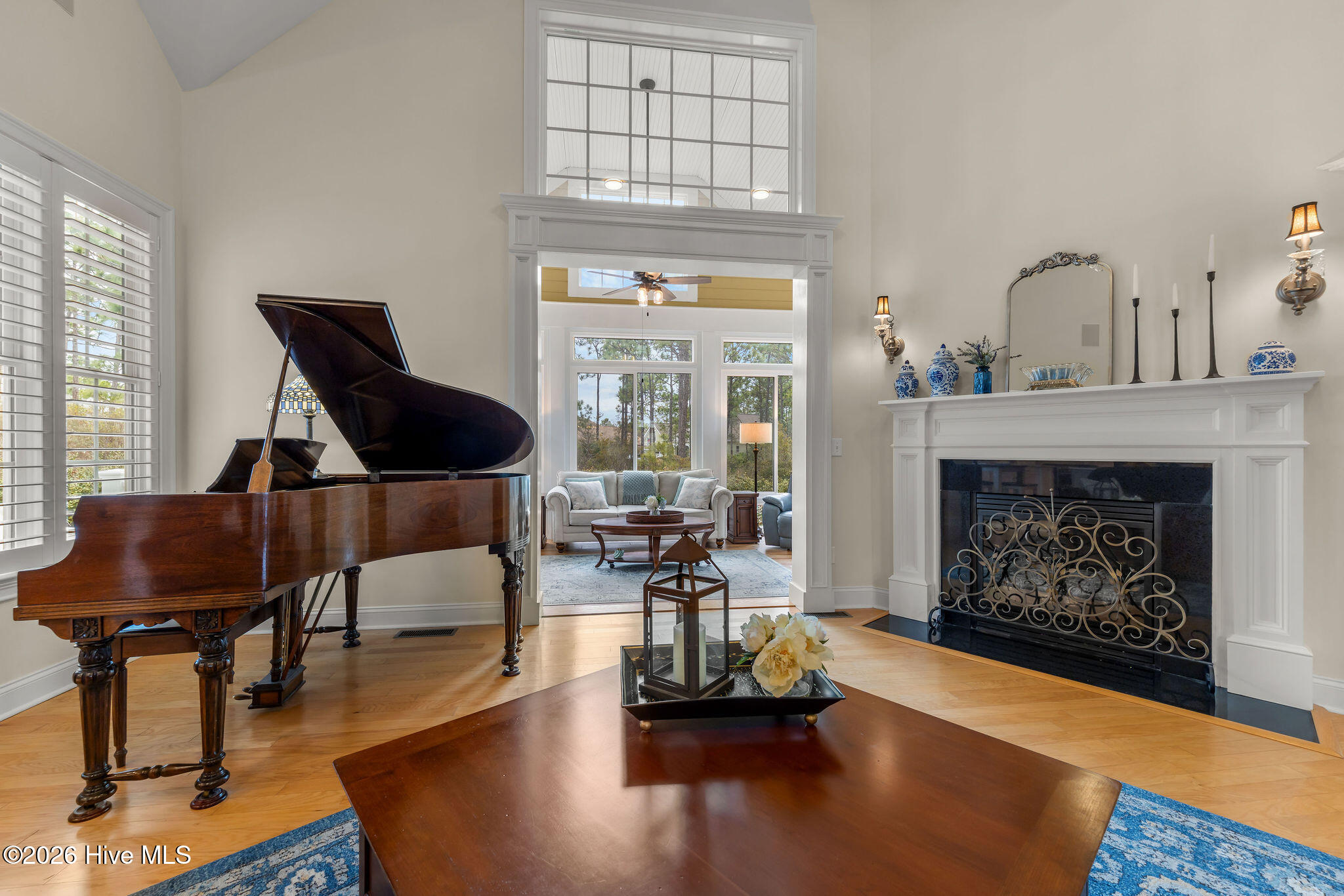 100556154 | Photo 14