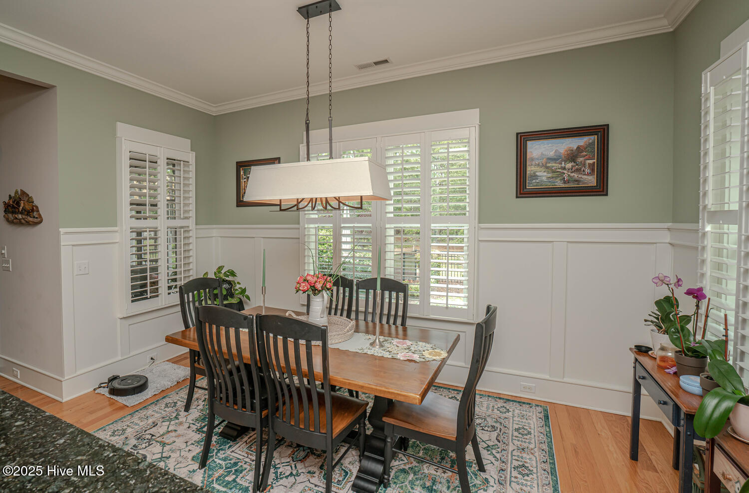 100566478 | Photo 27