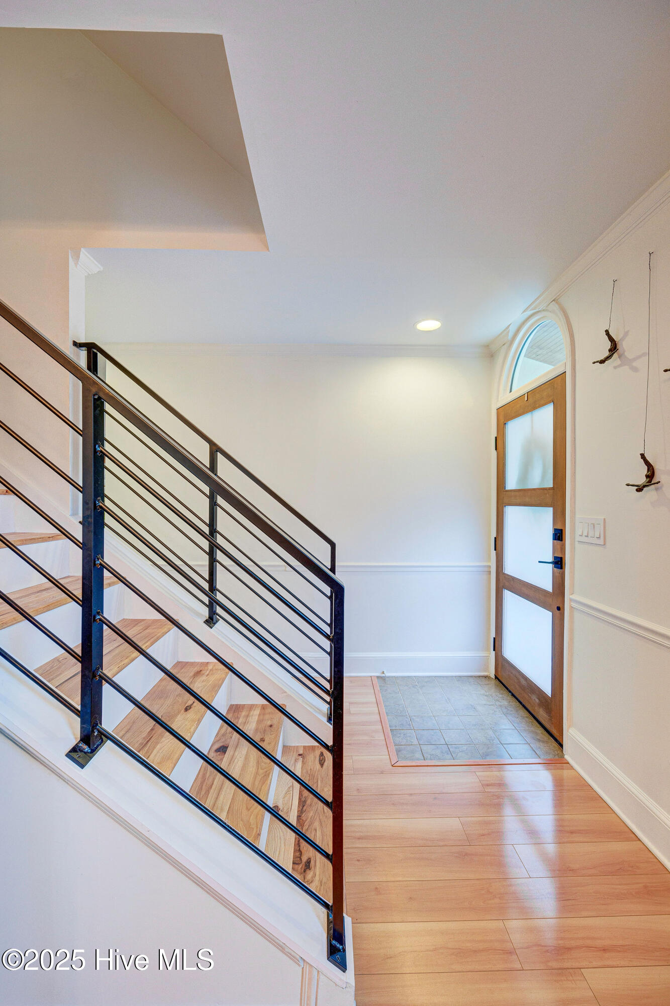 100534059 | Photo 22