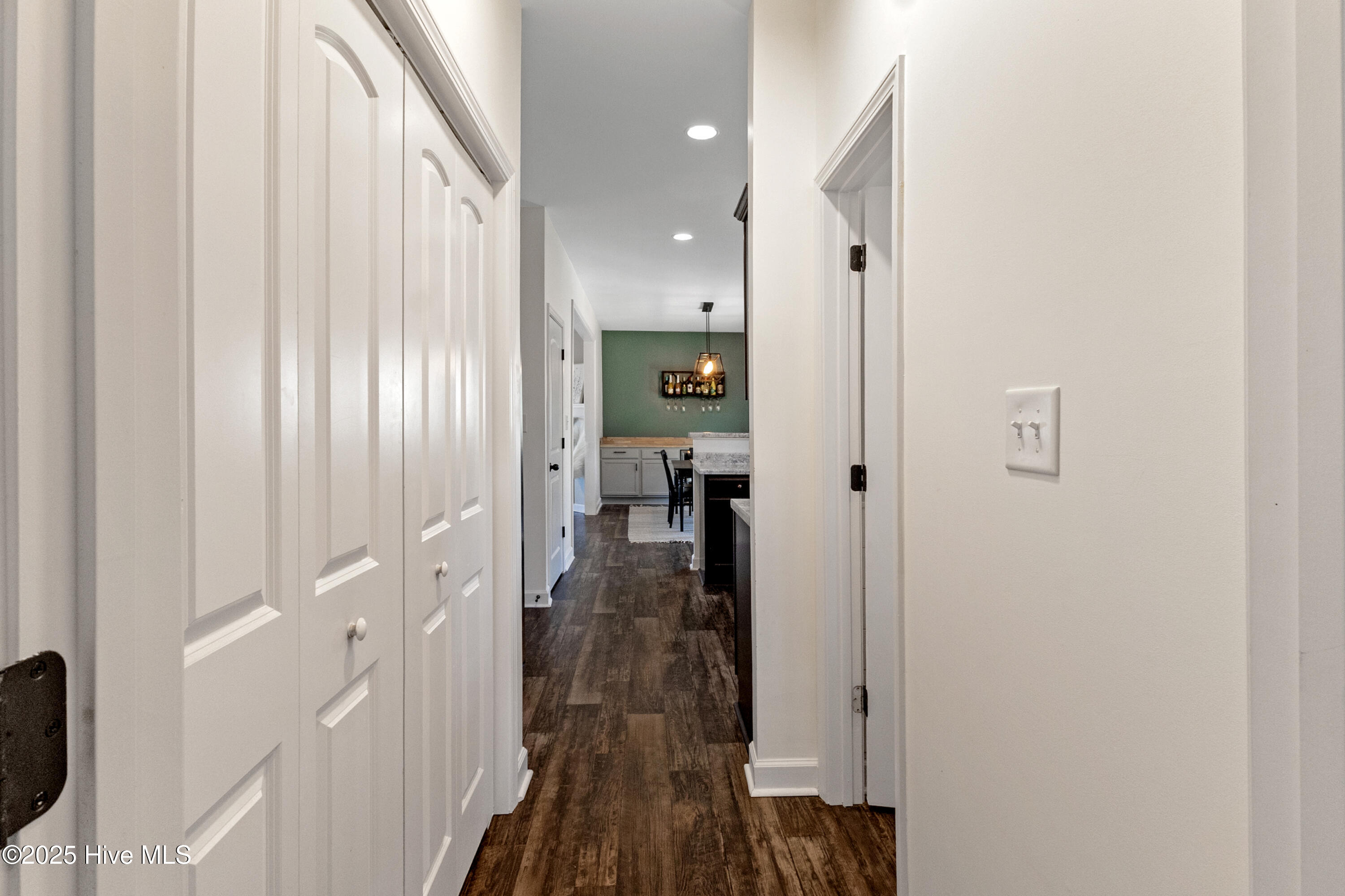 100543639 | Photo 20