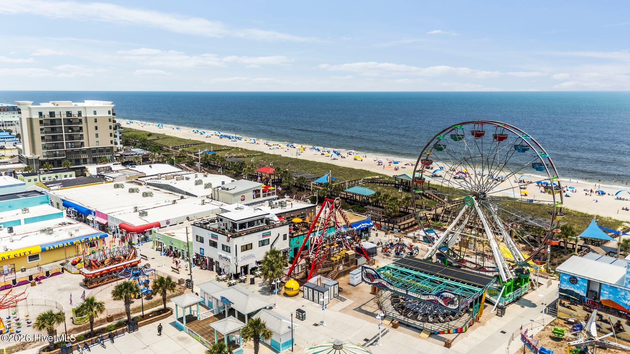 100557283 | Photo 51