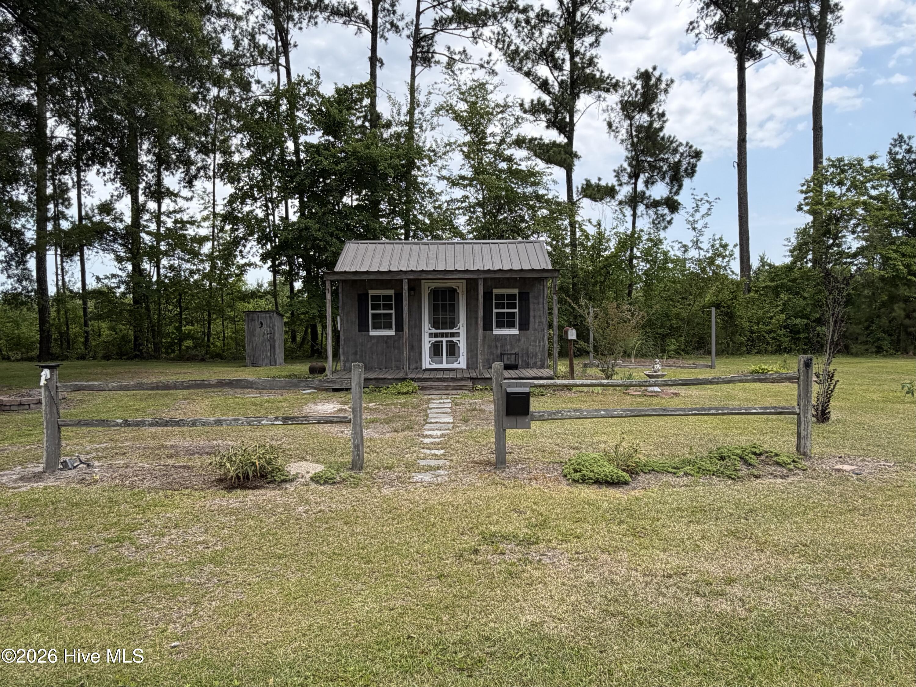 3144 Wintergreen Road,Cove City