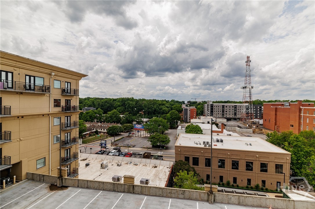 250 W Broad Street 720
