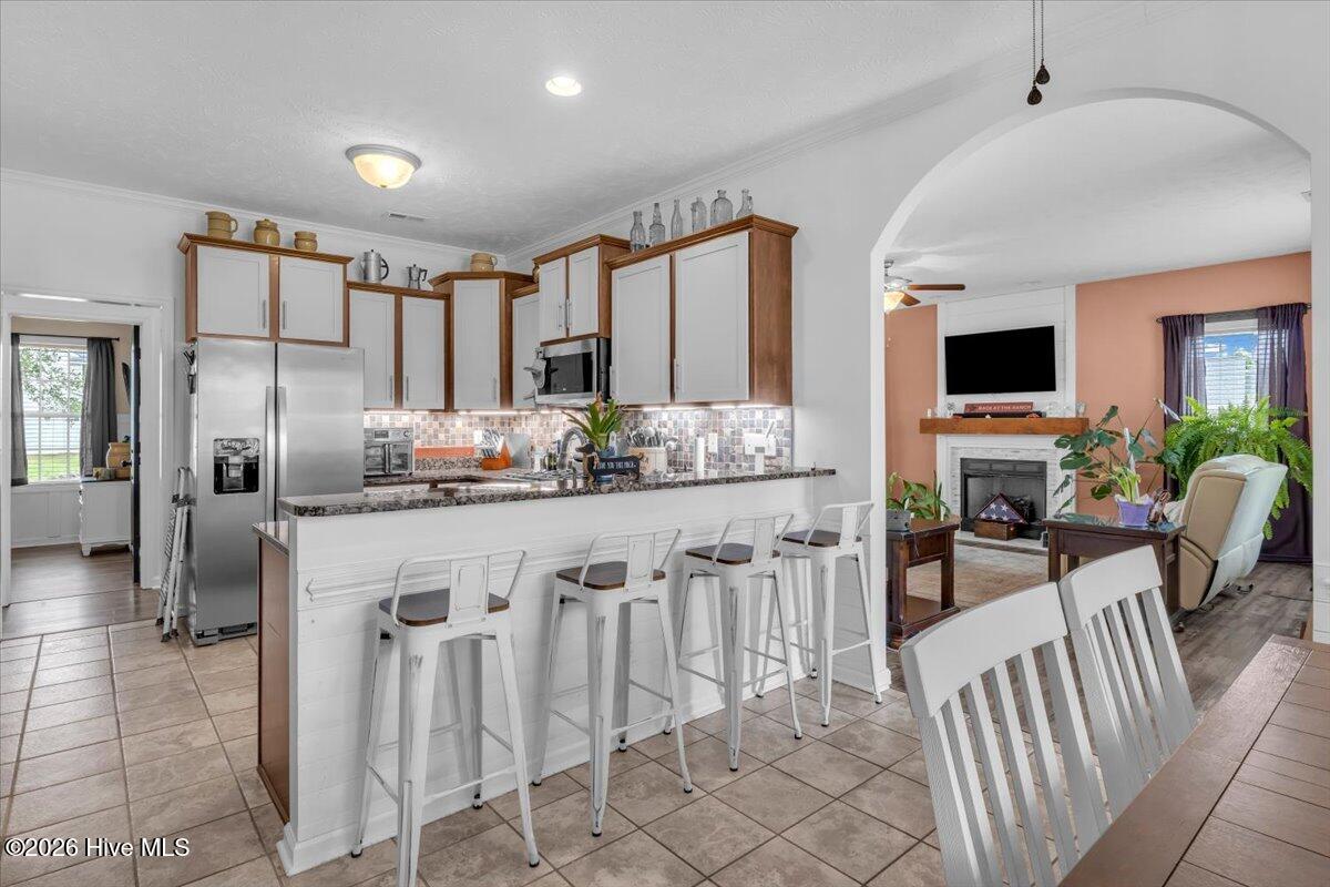 100570228 | Photo 12