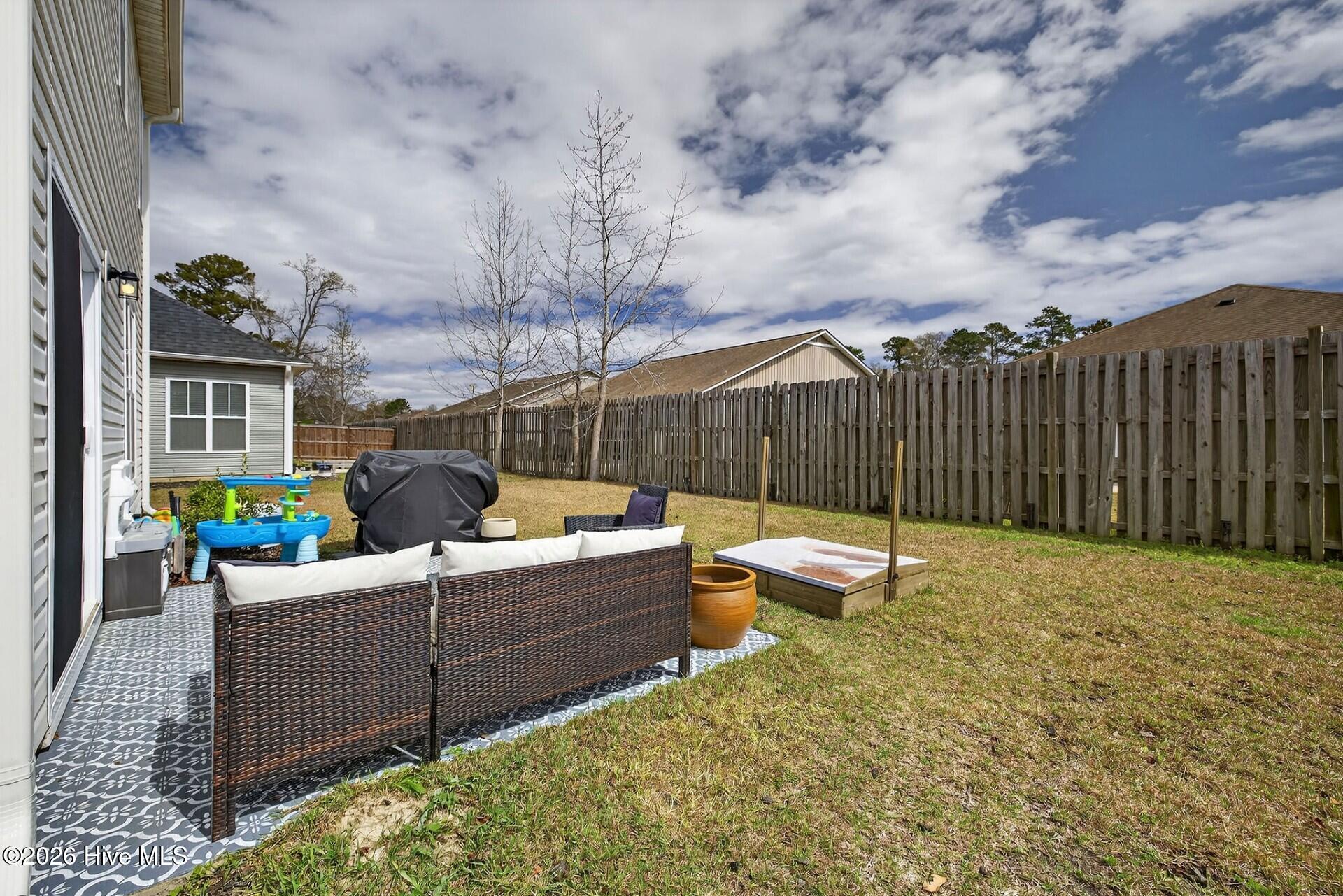 100563474 | Photo 29