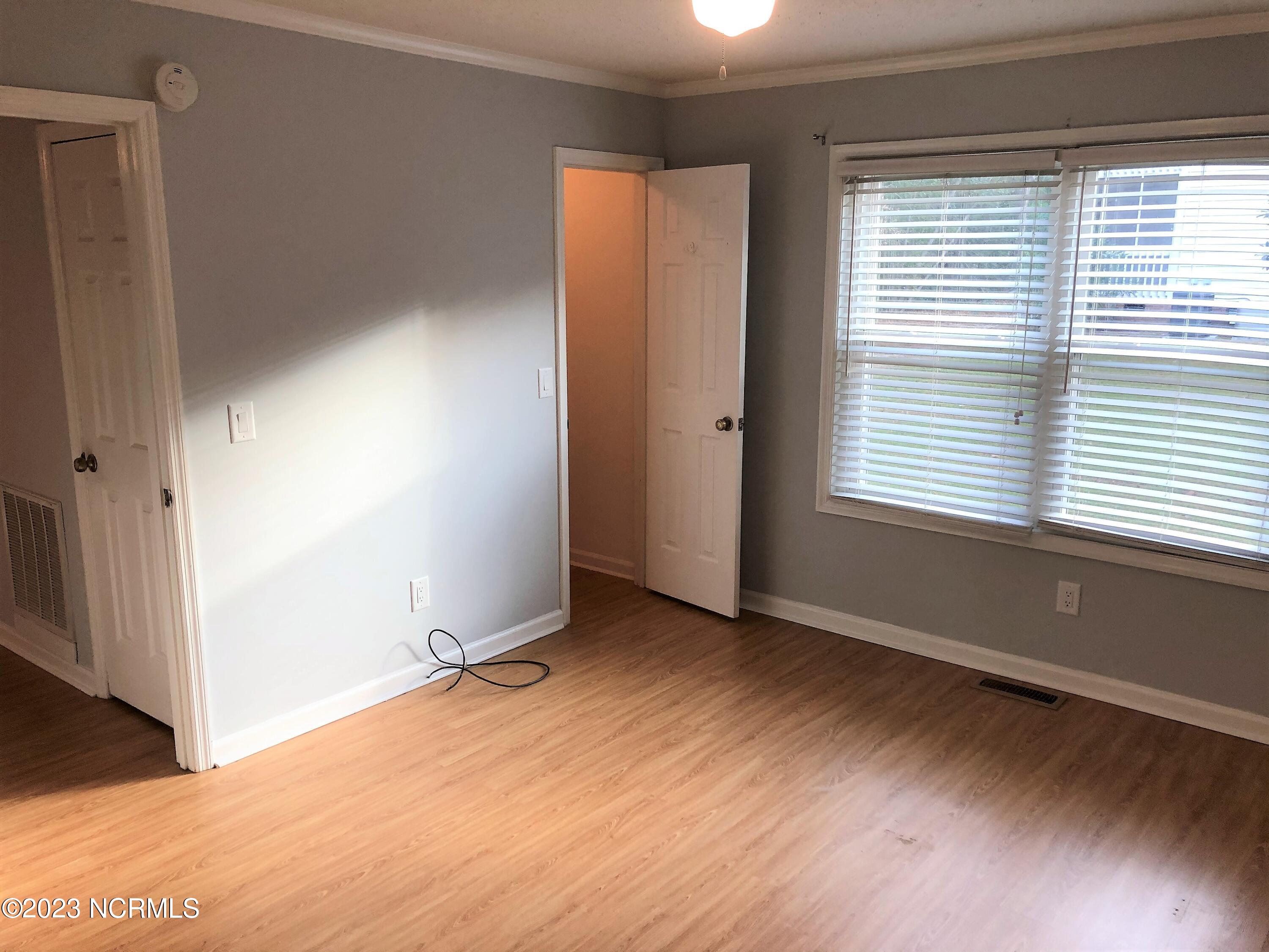 100534832 | Photo 18