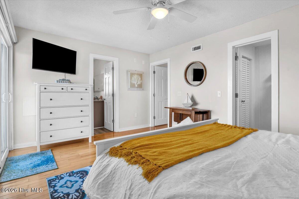 100559850 | Photo 19