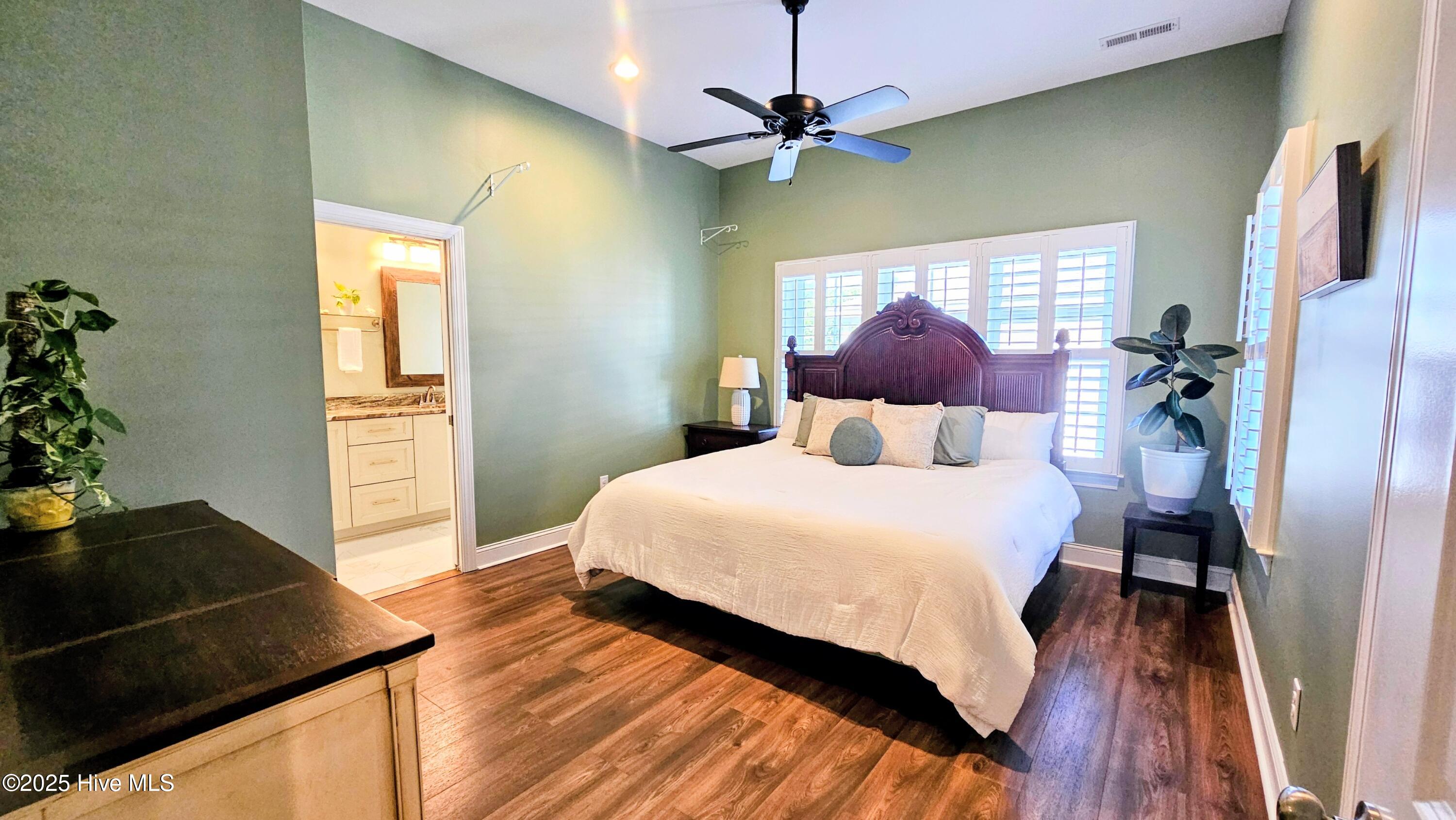1955 Camelot Drive SW, Ocean Isle Beach, NC 28469 – photo 19: 015