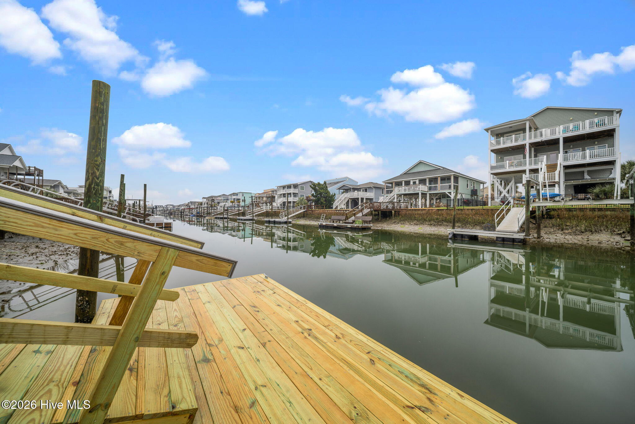 100557260 | Photo 59