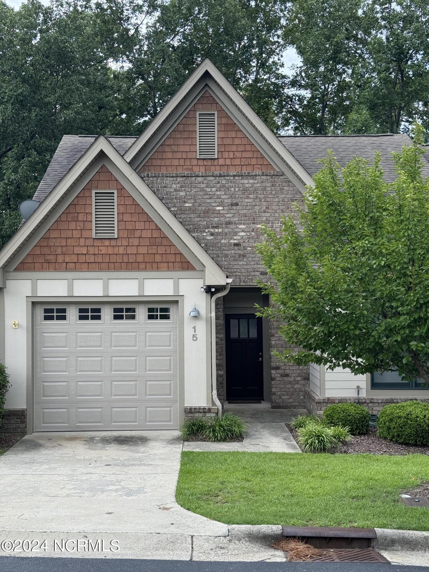 15 Elk Ridge Lane