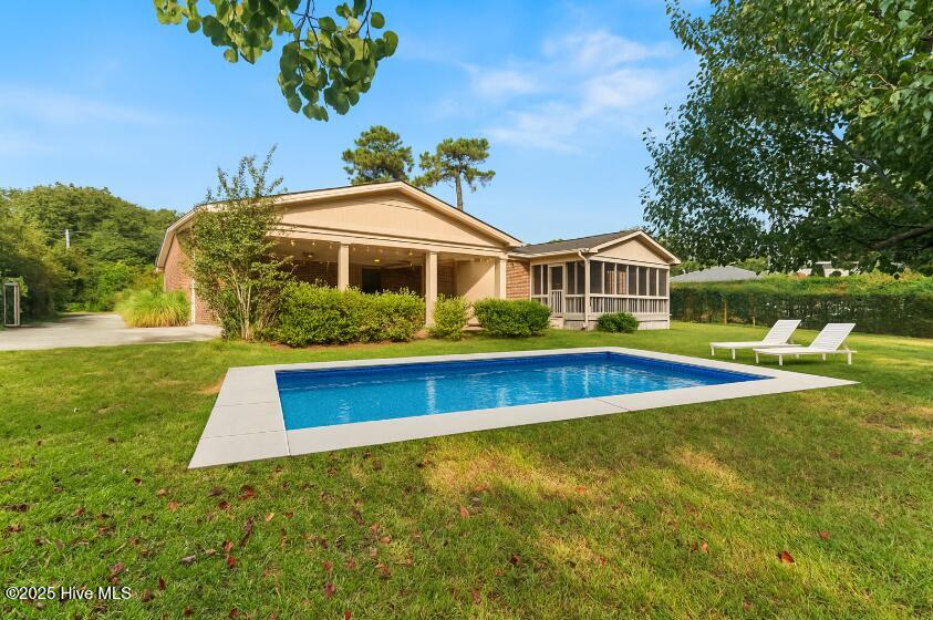 100535296 | Photo 33