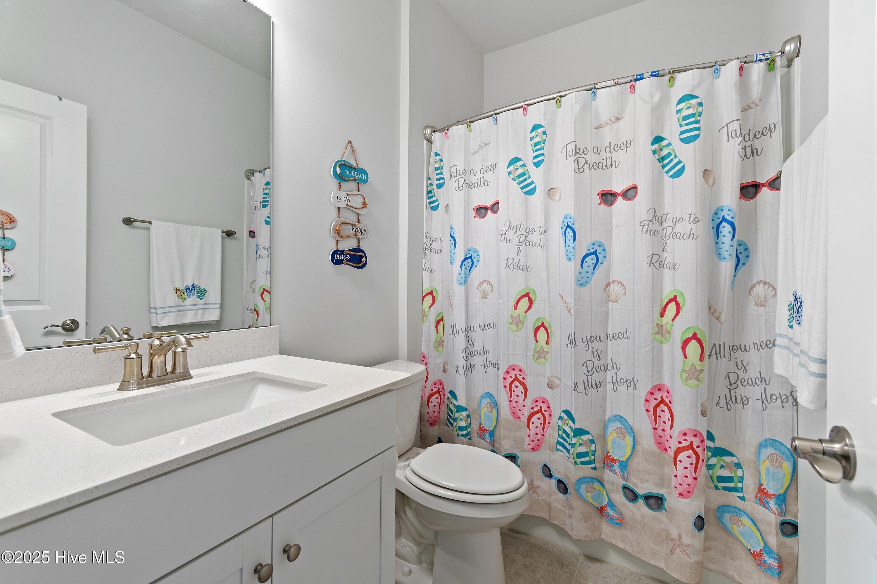 100532742 | Photo 23