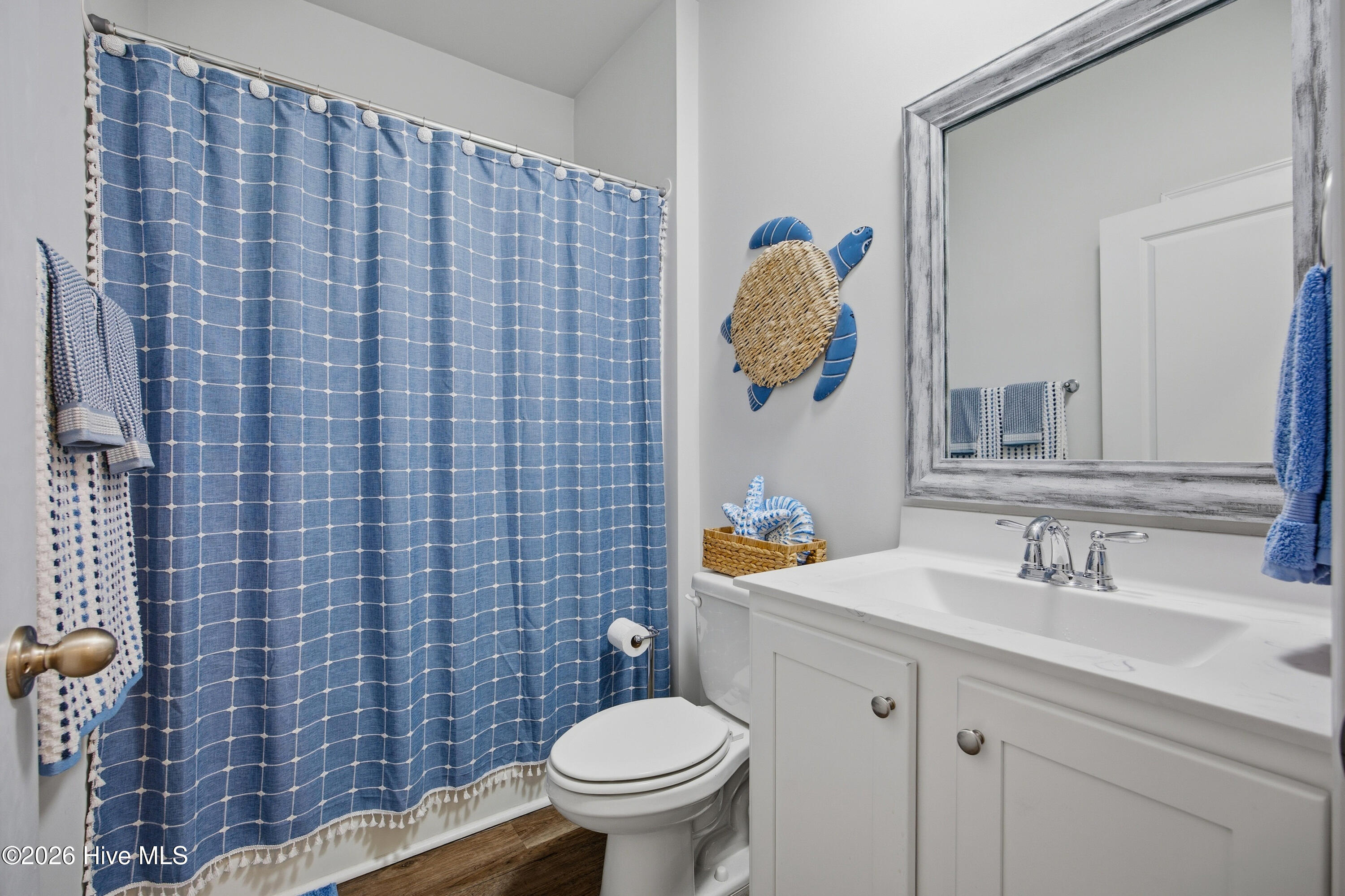 100550888 | Photo 15