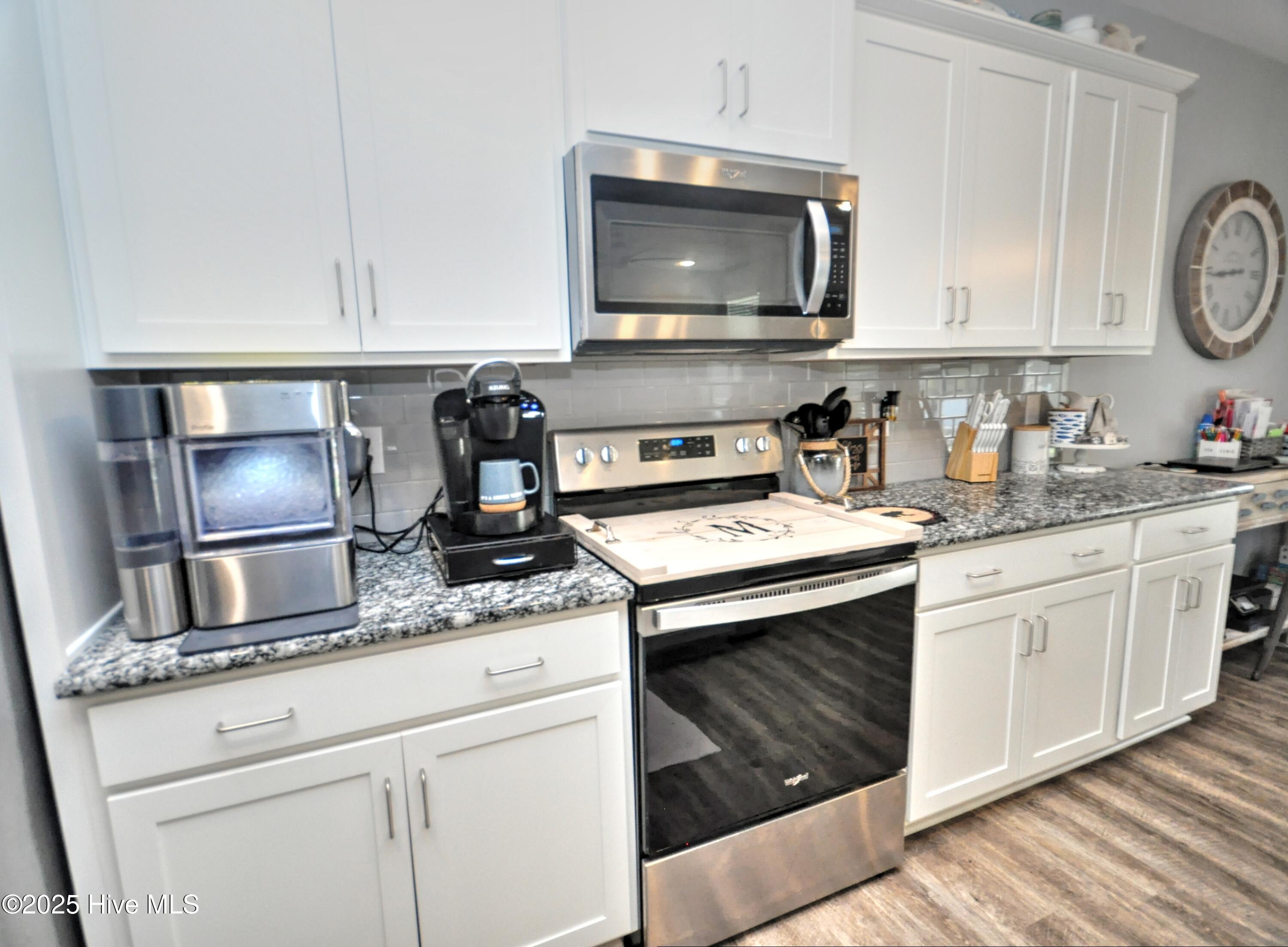 100541962 | Photo 13