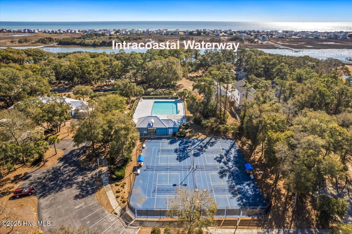 100530504 | Photo 65