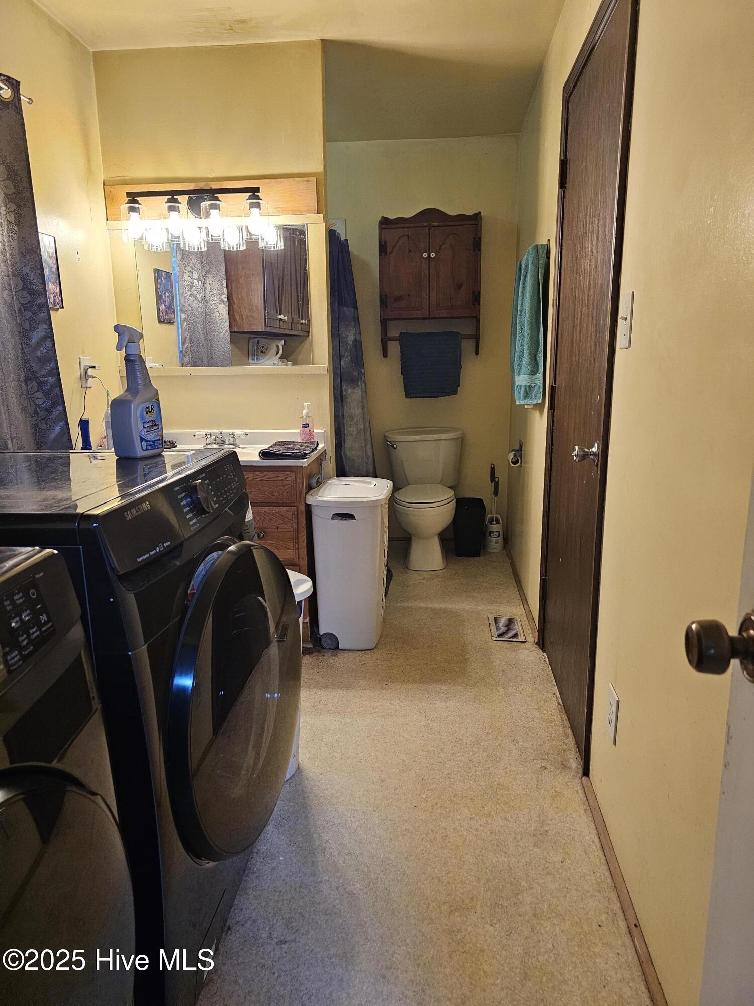 100531382 | Photo 18