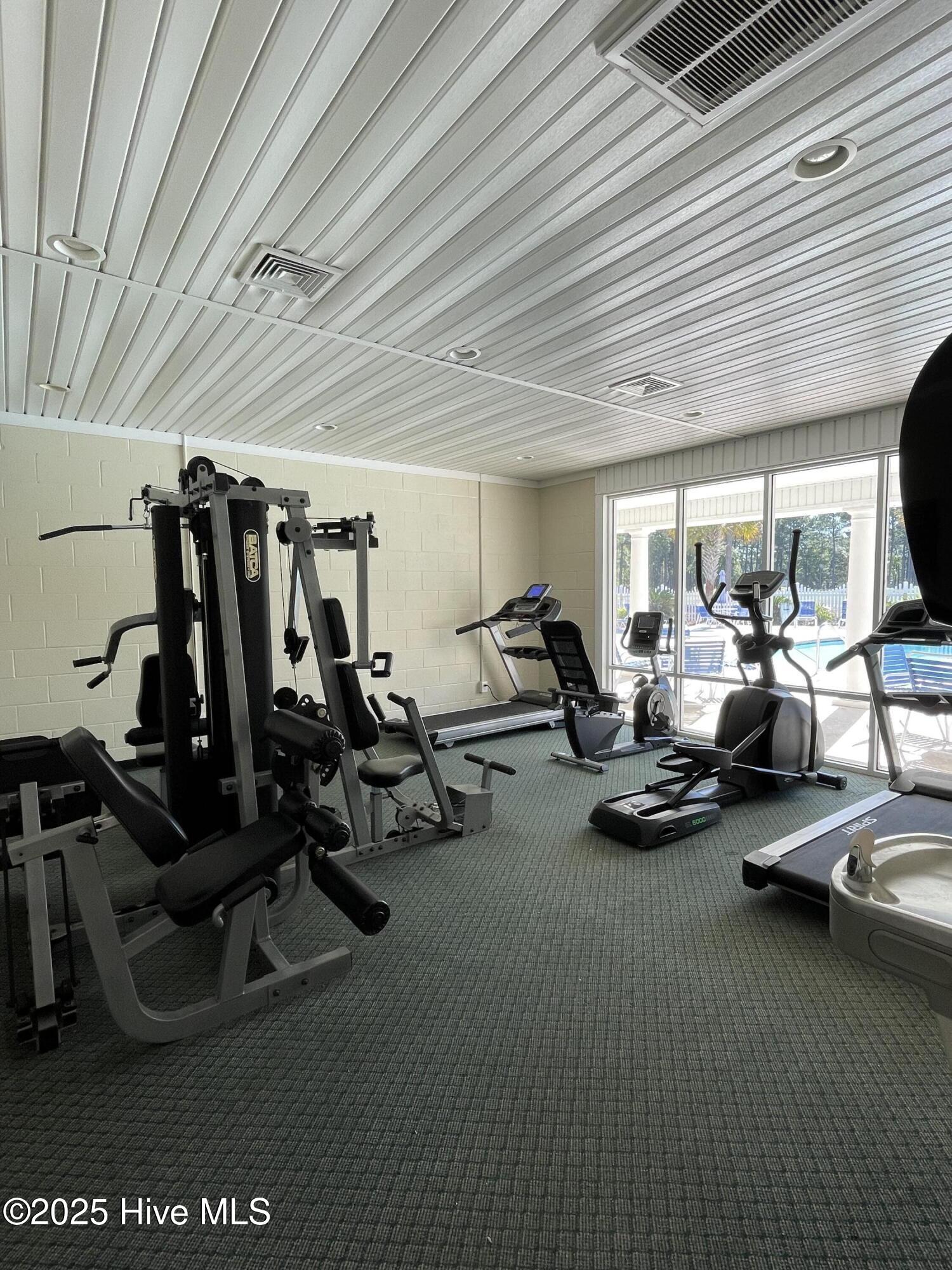 100538275 | Photo 21