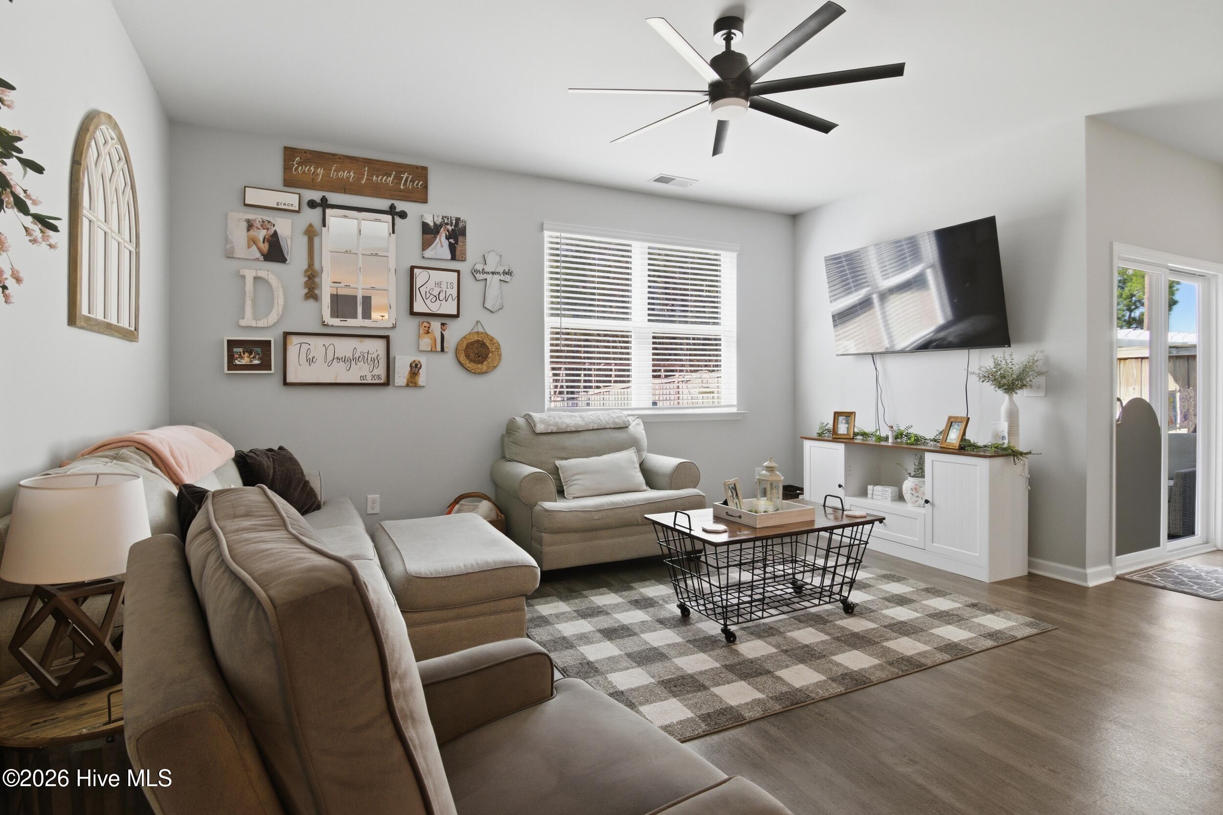 100551246 | Photo 15