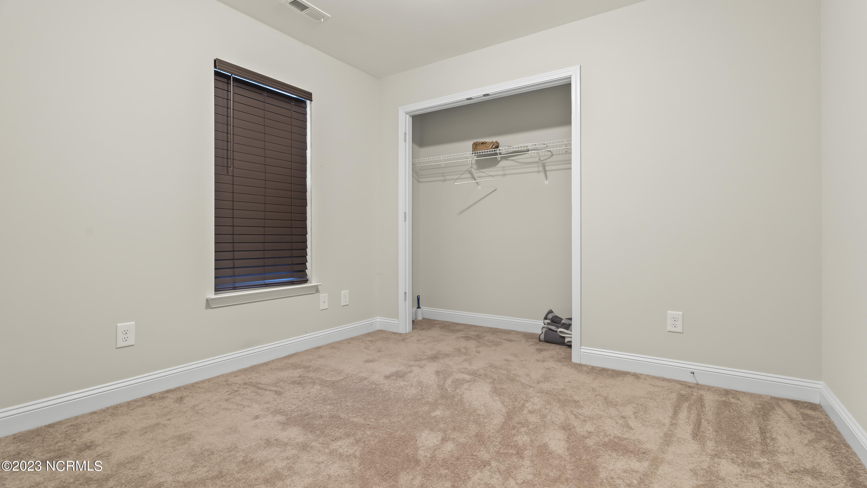 100551451 | Photo 18