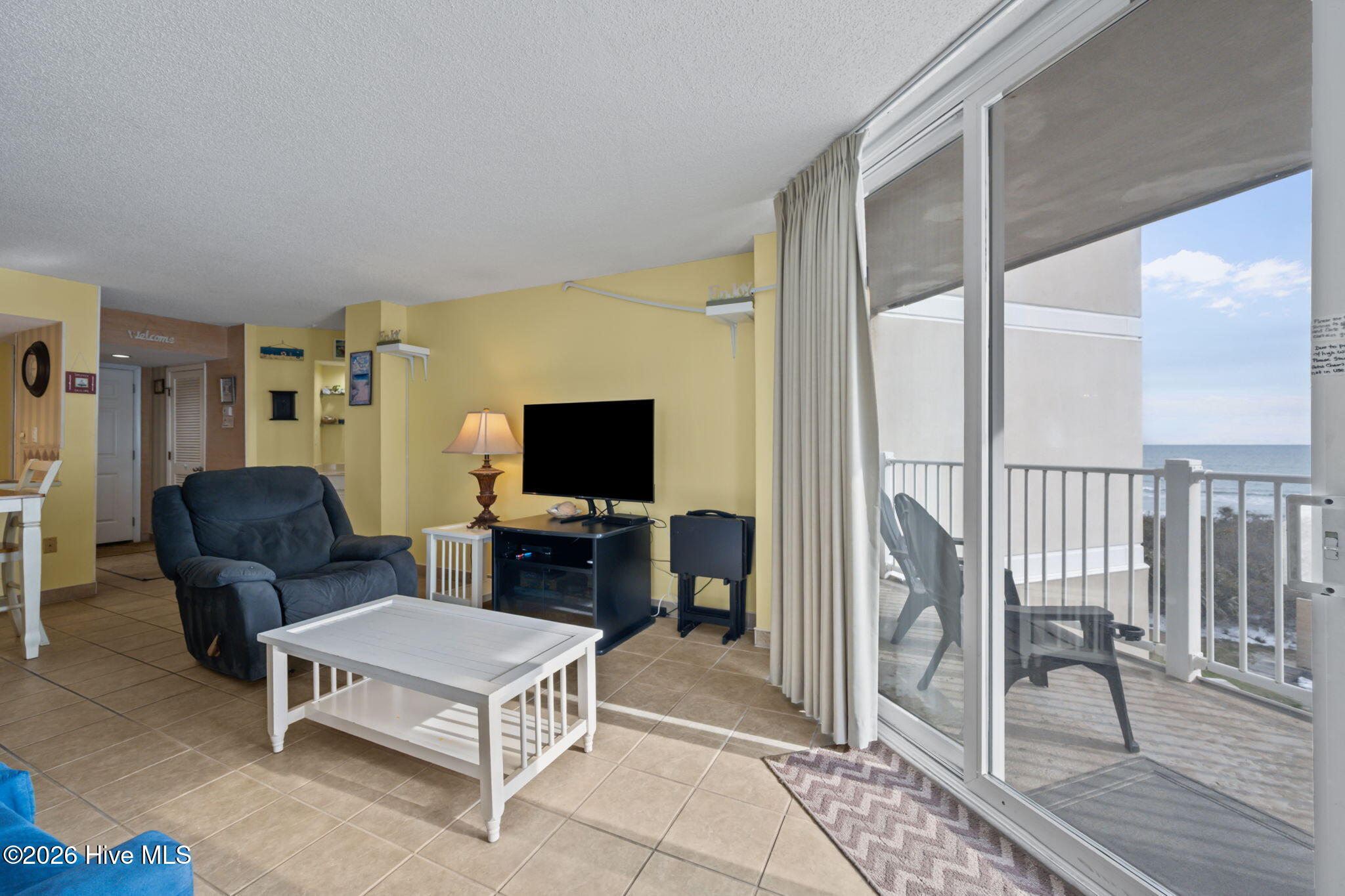 100552737 | Photo 34