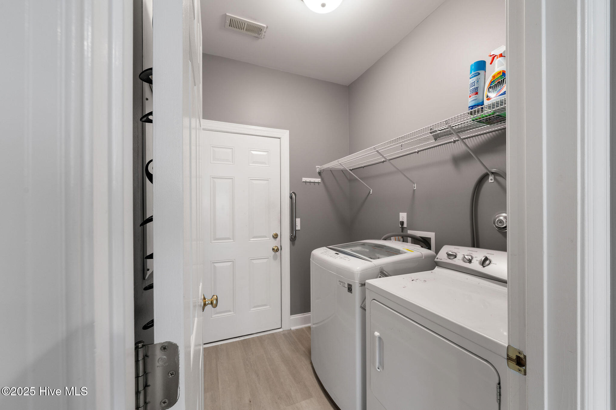 100524928 | Photo 31