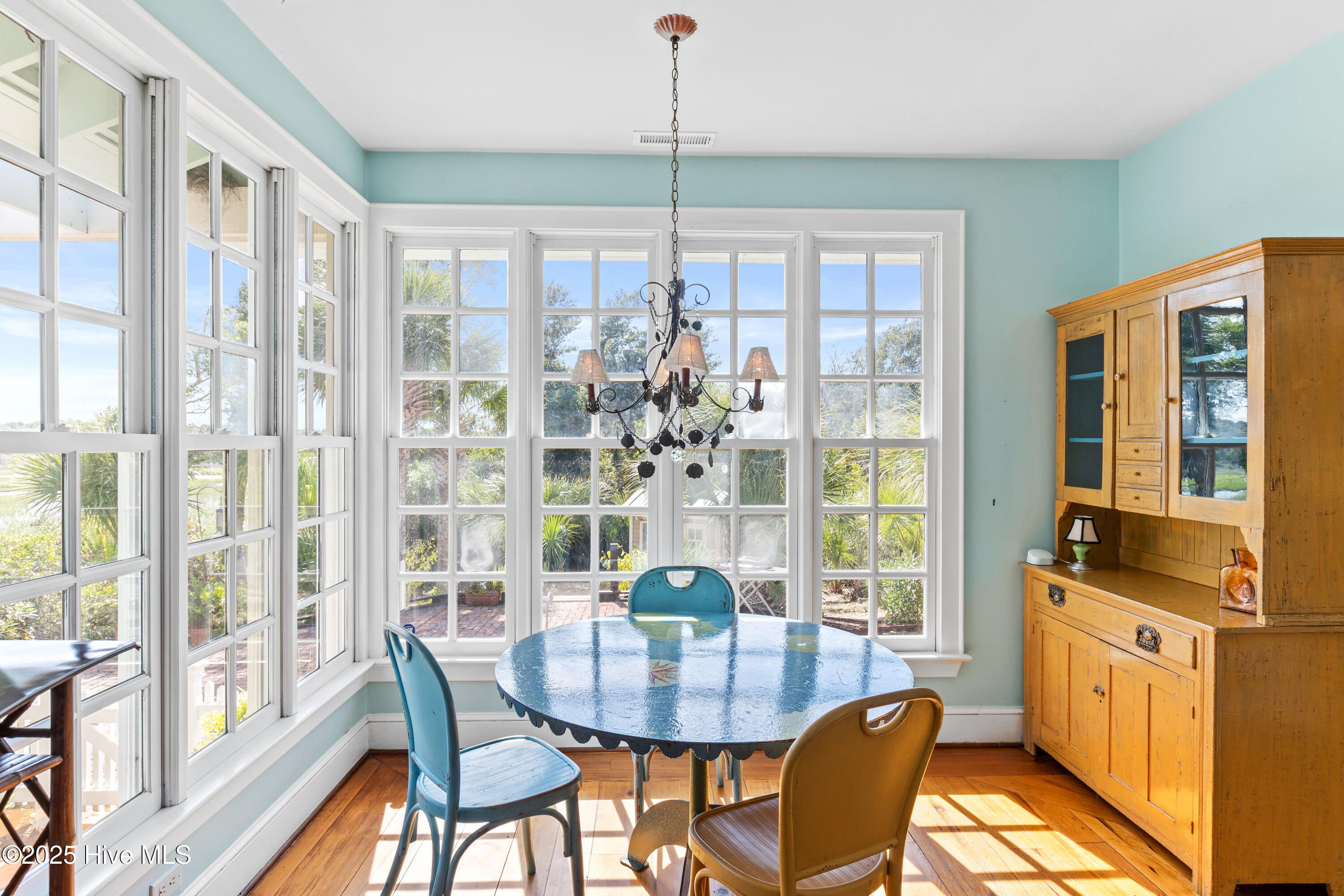 100531454 | Photo 20