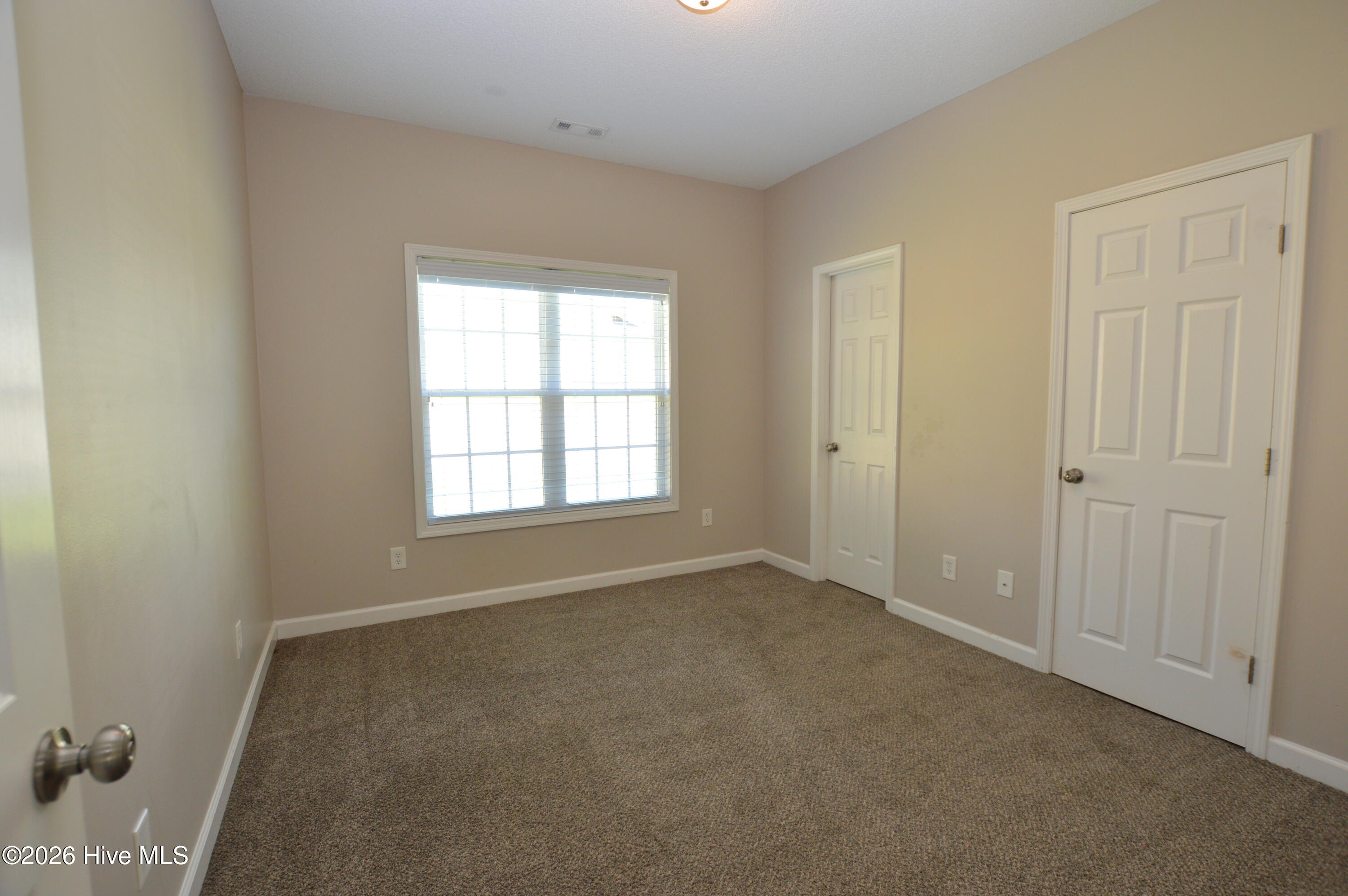 100568550 | Photo 13