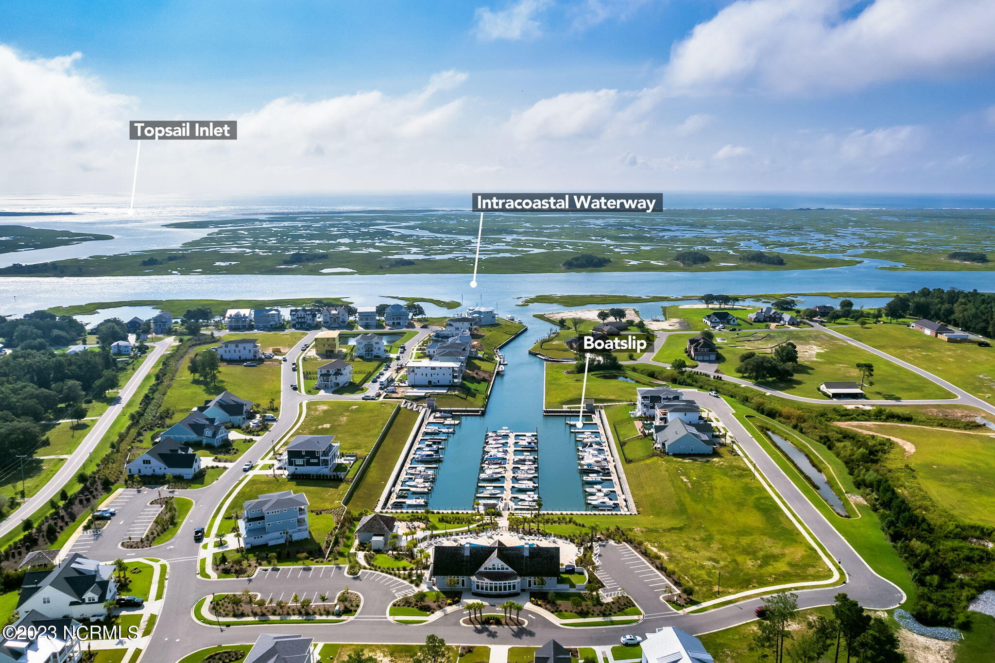 100568669 | Photo 11