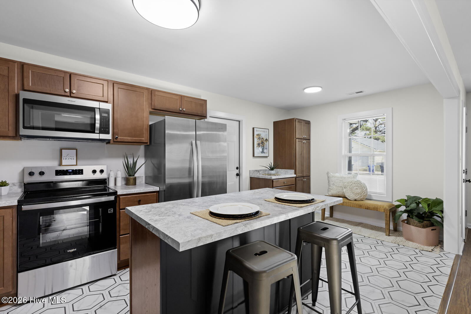 100559065 | Photo 14