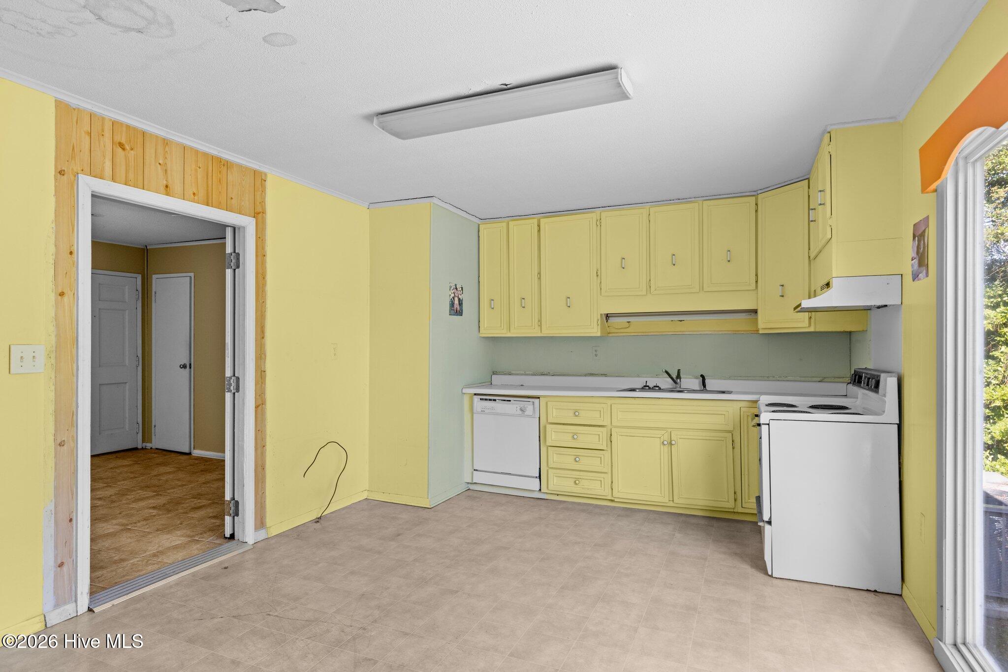 1468 W Corbett Avenue,Swansboro